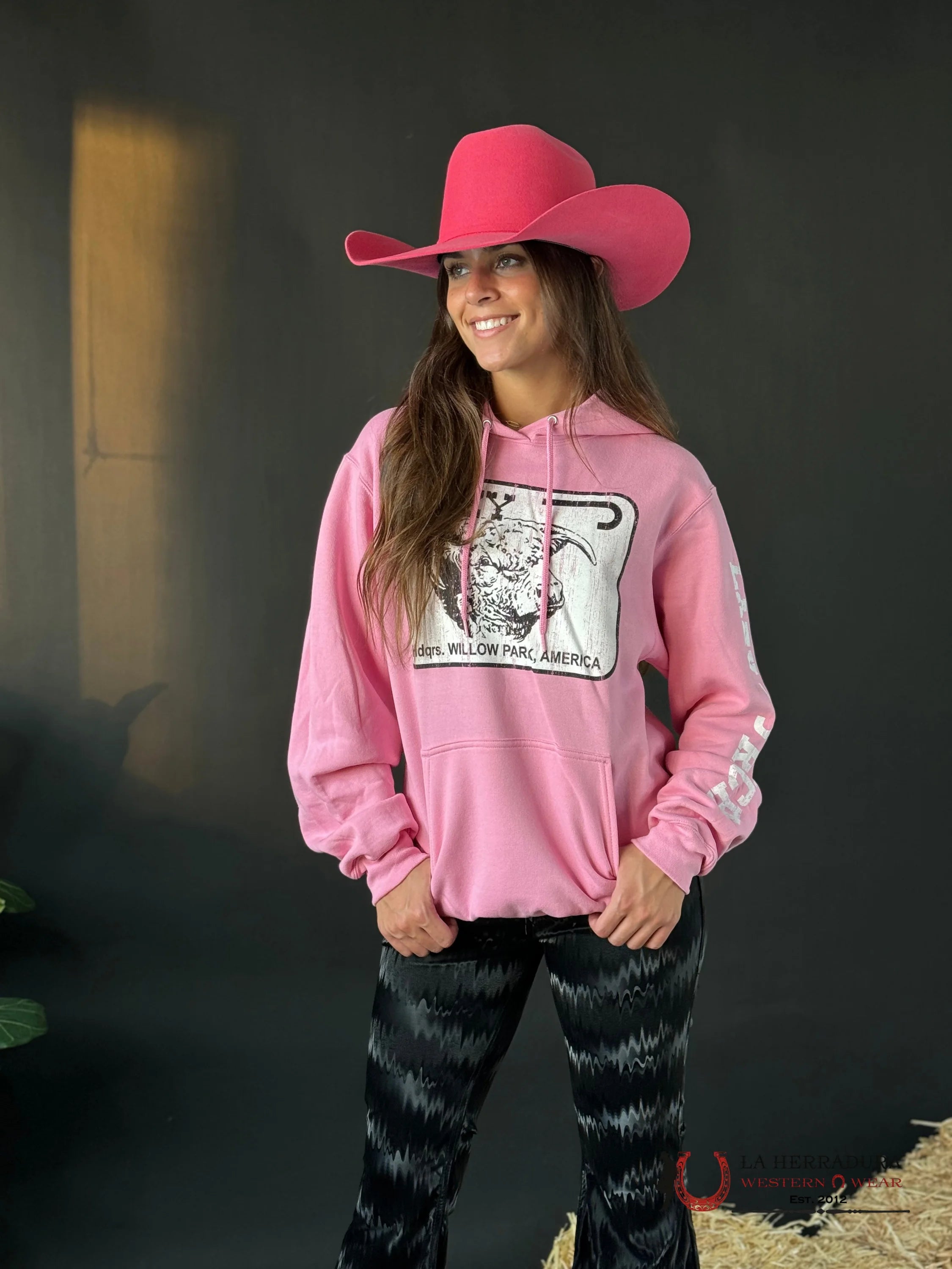 Lazy J Unisex Hoodie Pink Team Logo Ropa Mujeres