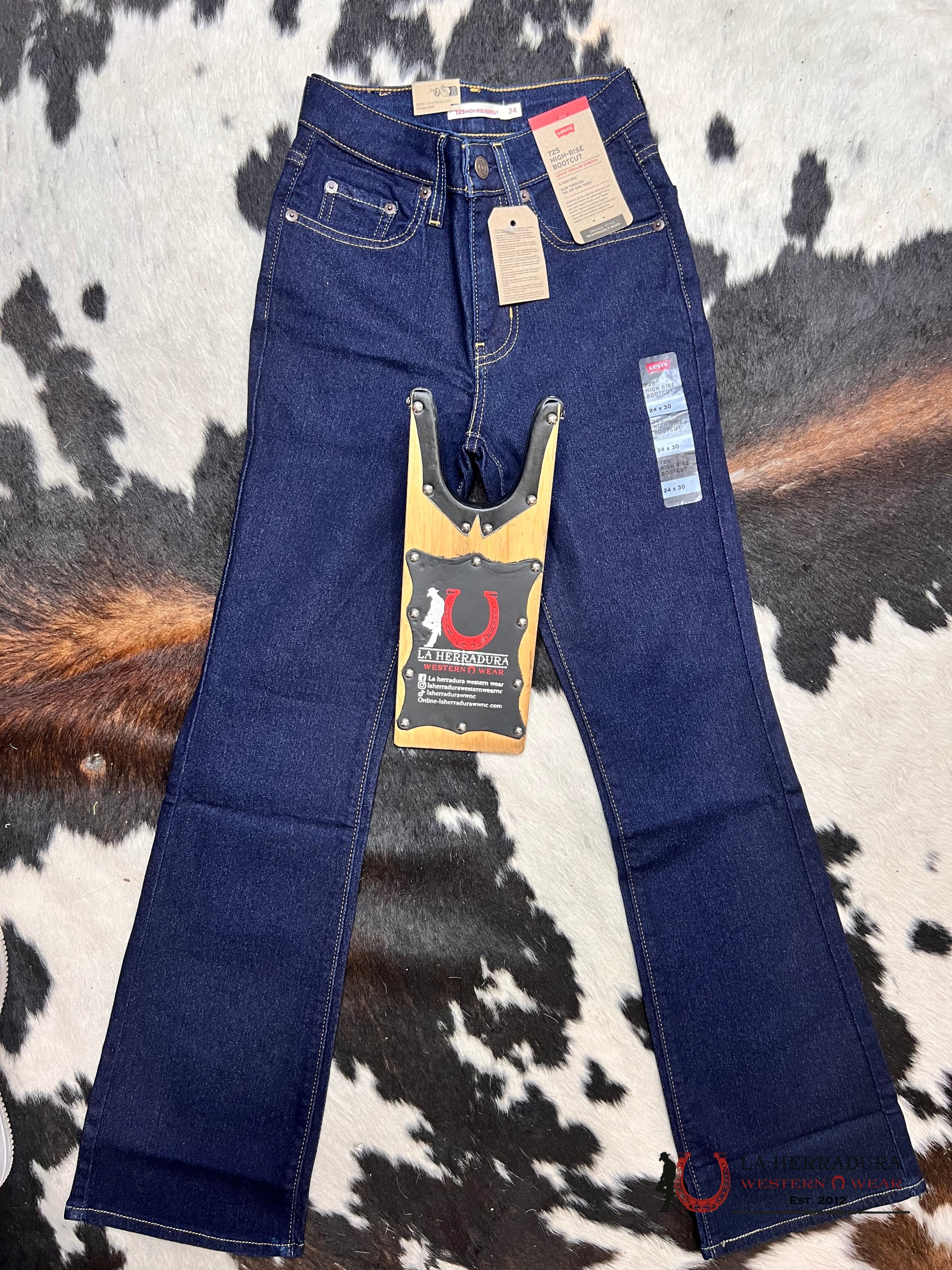 Levi’s 725 Stellar Stretch High-Rise Bootcut- Dark Wash Denim Ropa Mujeres