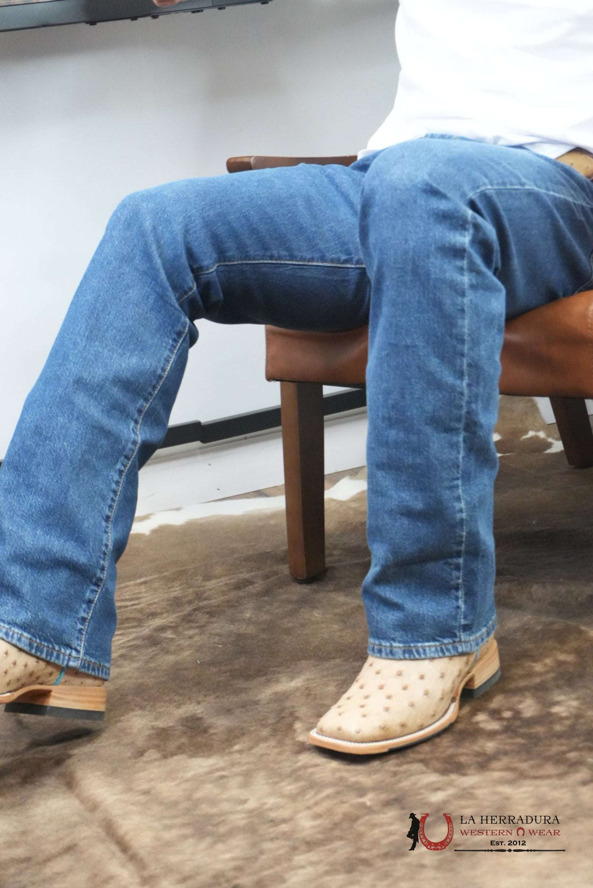 LEVI’S MEN’S 517 BOOTCUT LIGHT DENIM JEANS - 4891 ROPA HOMBRES