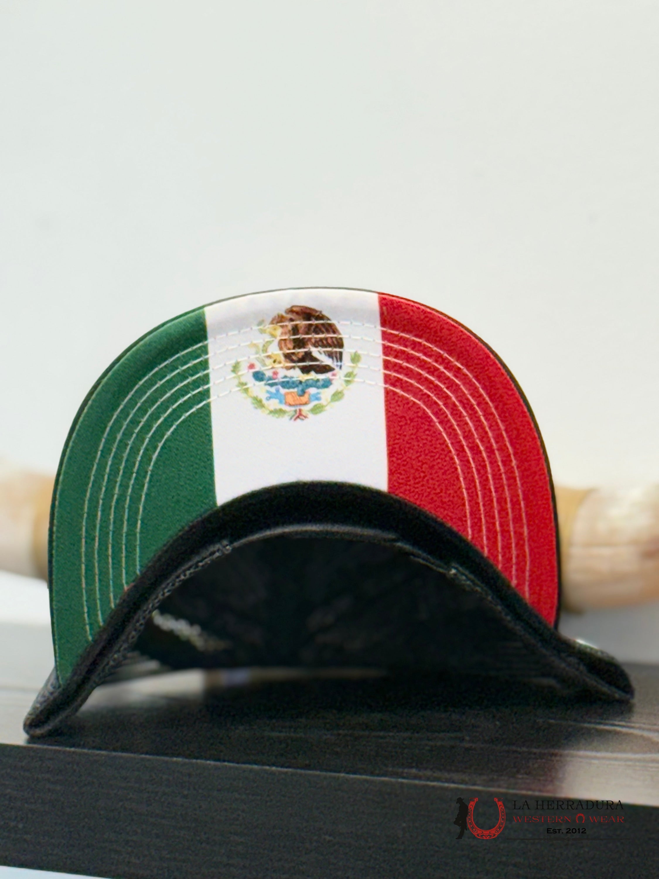 LOST CALF BLACK Style 5.9 MEXICO COLOR LEAF CAPS MENS GORRAS HOMBRES