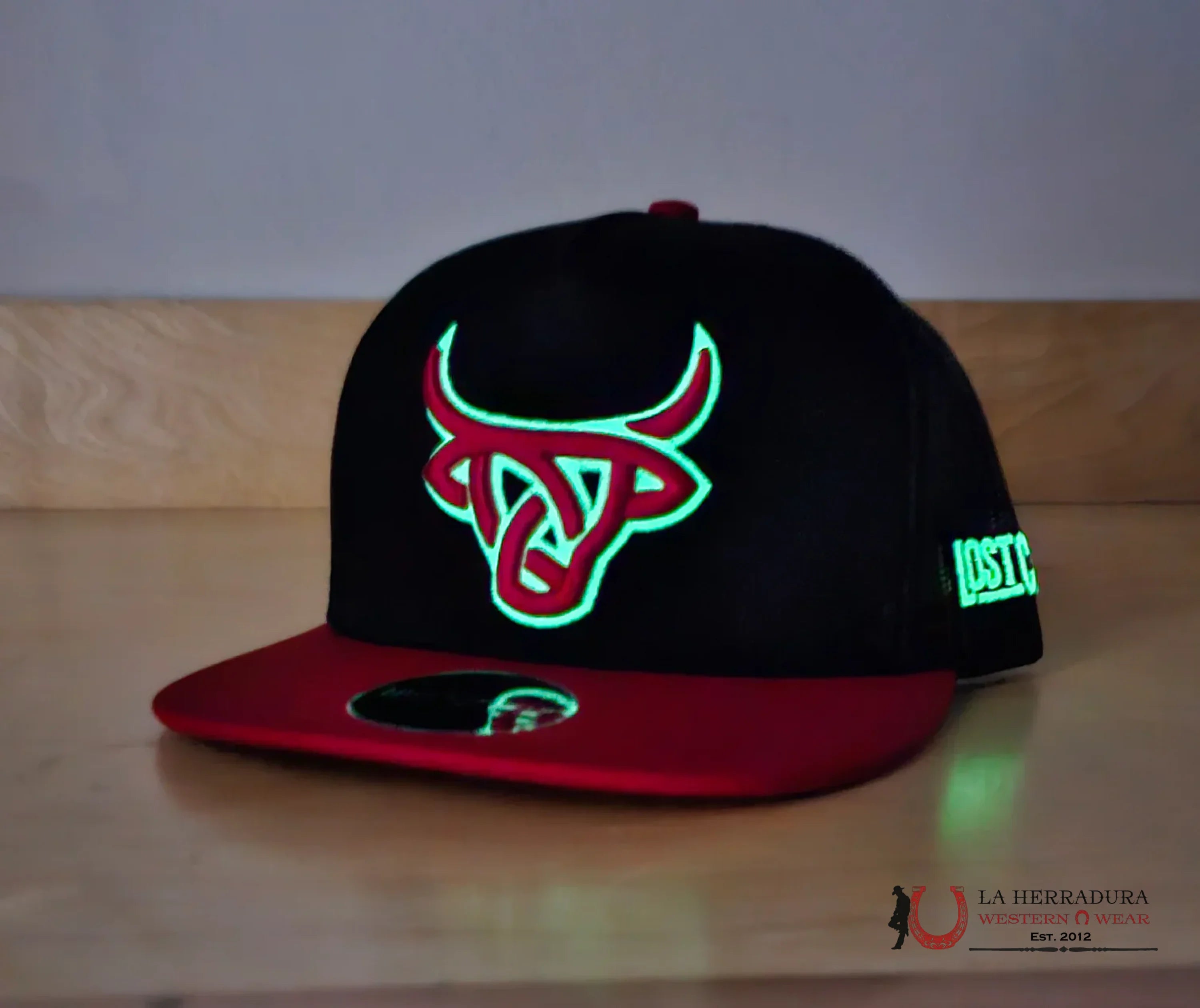 LOST CALF BLACK Style 6.13 RED BULL CAPS MENS GORRAS HOMBRES