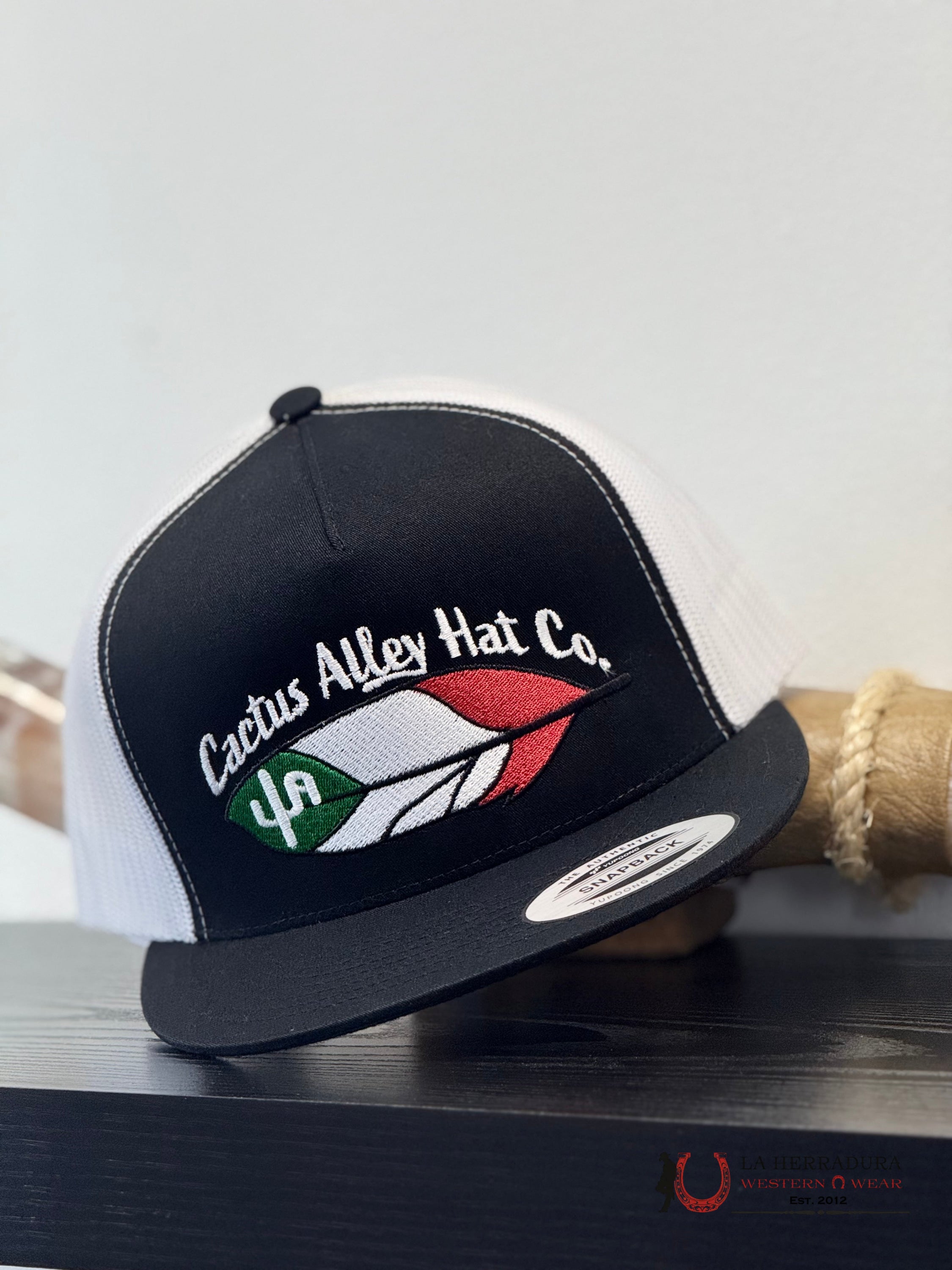 LOST CALF WHITE Style 1.3 C.A.H MEXICO COLOR LEAF CAPS MENS GORRAS HOMBRES