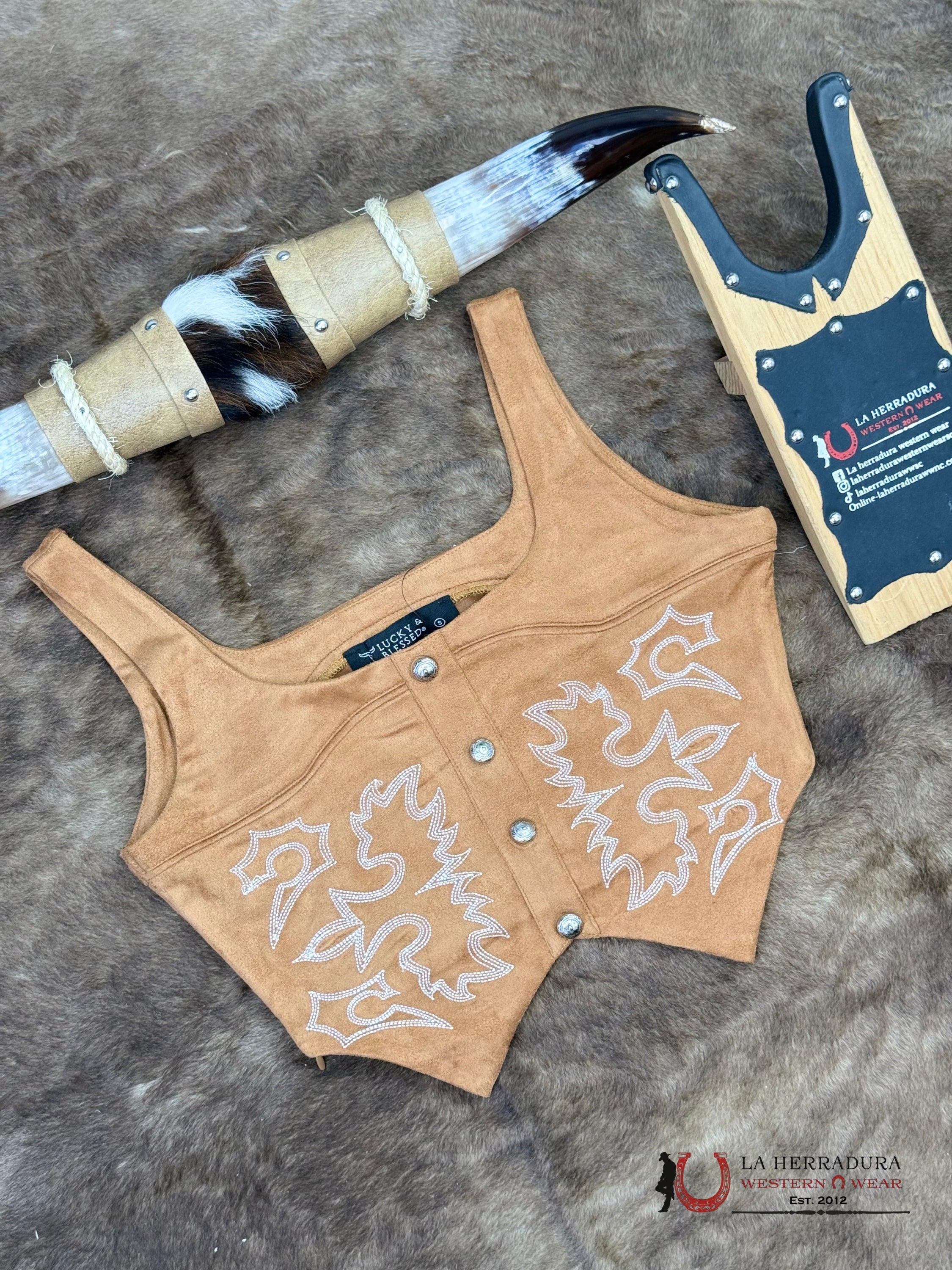 Lucky and Blessed Brown Crop Top/Tank Top With White Stiching ROPA MUJERES