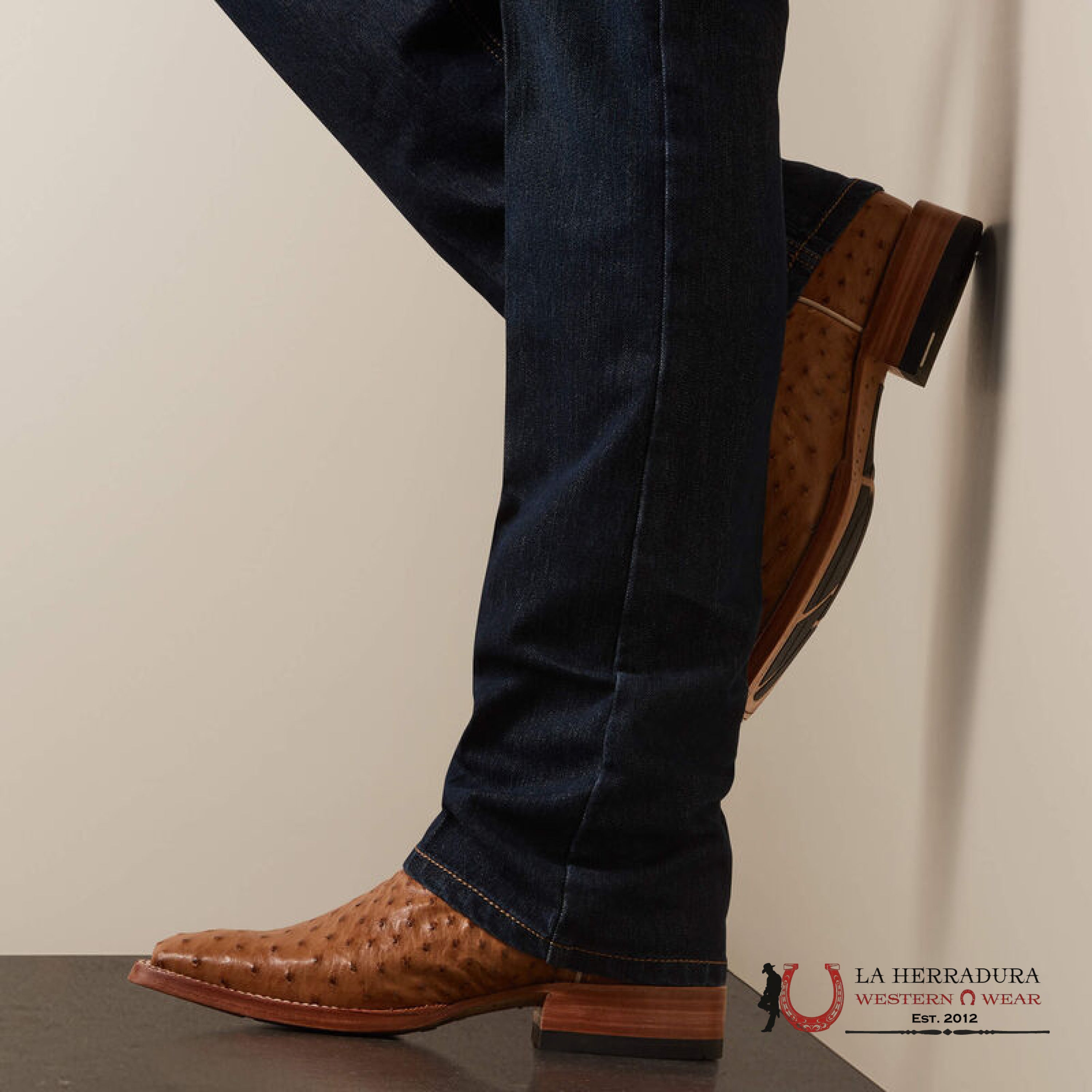 M4 Blackstone Relaxed Hansen Boot Cut Jean Ariat Jeans