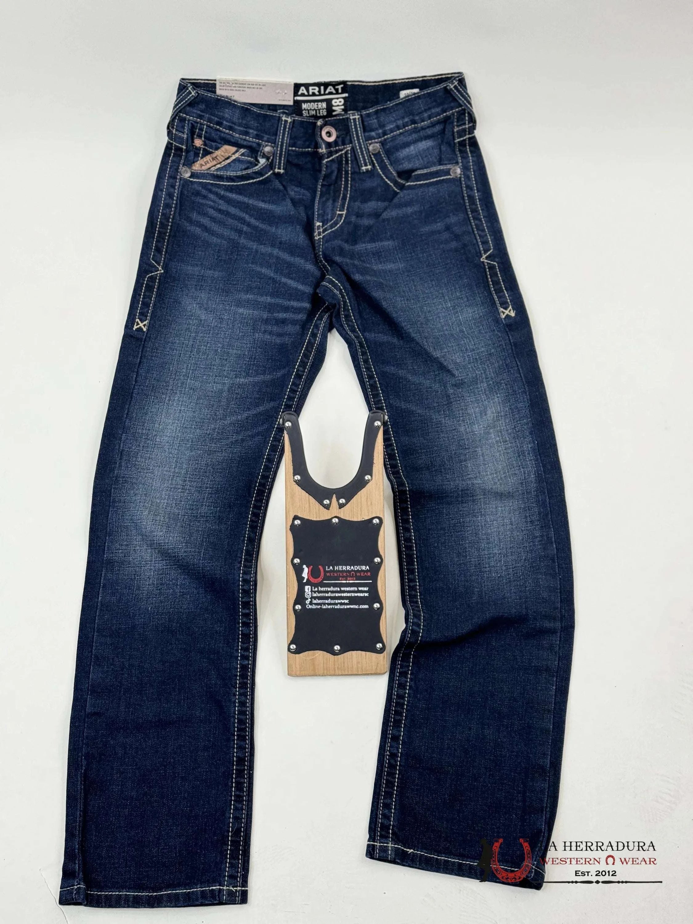 M8 Nightingale Modern Gunner Slim Leg Jeans Ariat Jeans