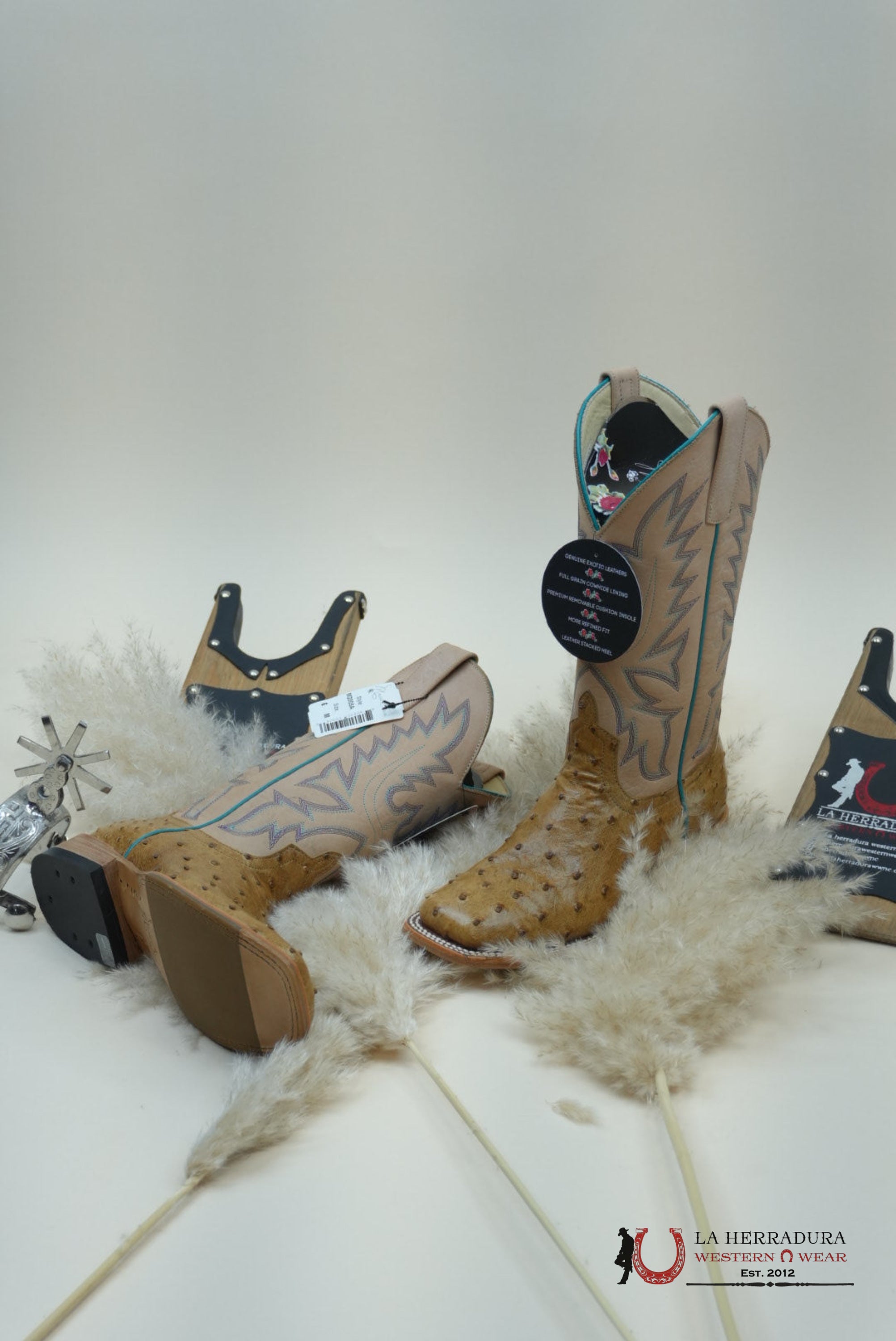 Macie Beam Antique Saddle Fq Ostrich Bleached Bone Botas Mujeres