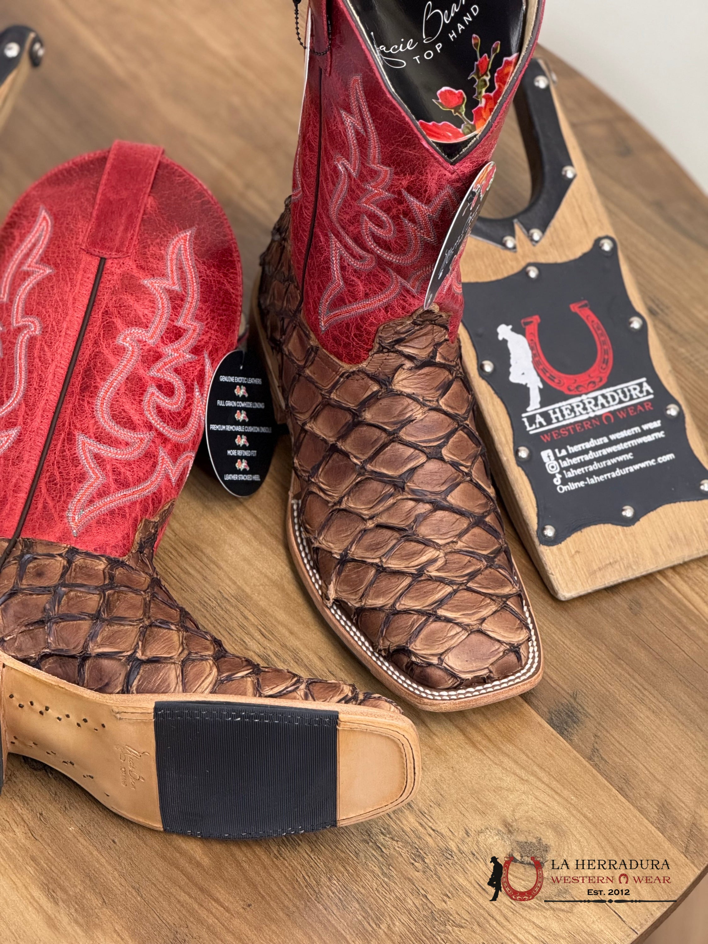 Macie Beans Cigar Matte Big Bass 12” Red Sinsation Botas Mujeres