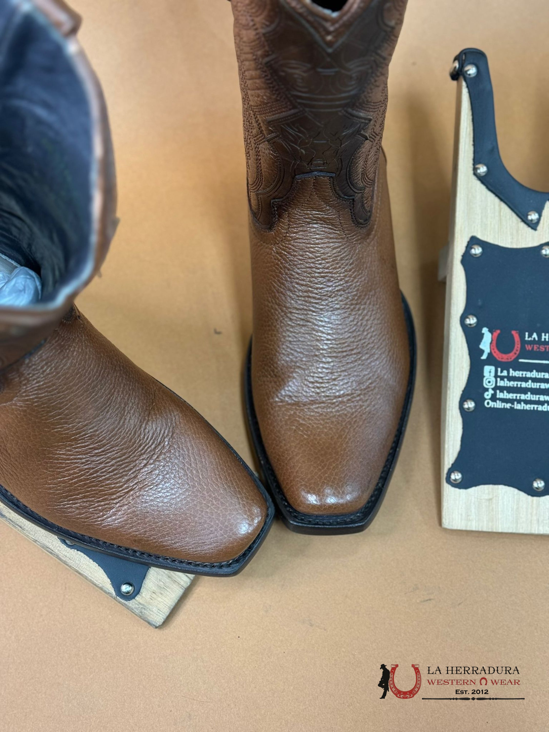 Mahuestic Deer Venado Copper Semi Square Toe Botas Hombres