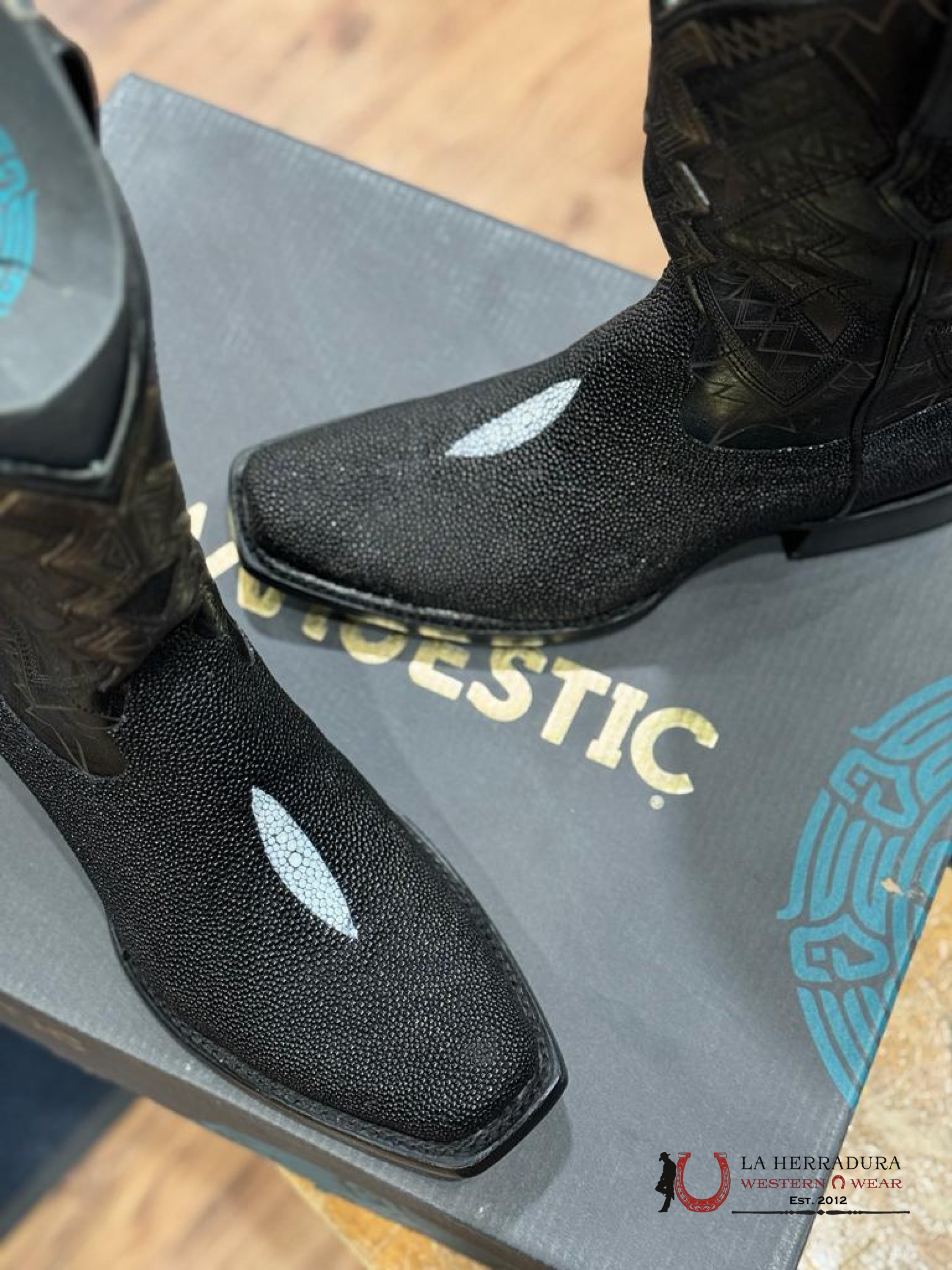 Mahuestic Mantarraya Negro Semi Square Toe Botas Hombres