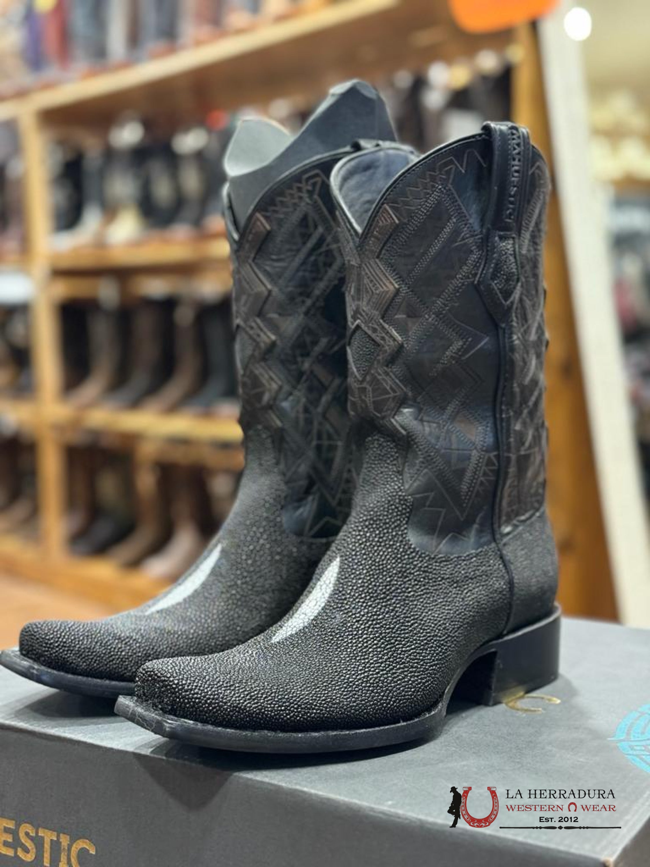 Mahuestic Mantarraya Negro Semi Square Toe Botas Hombres