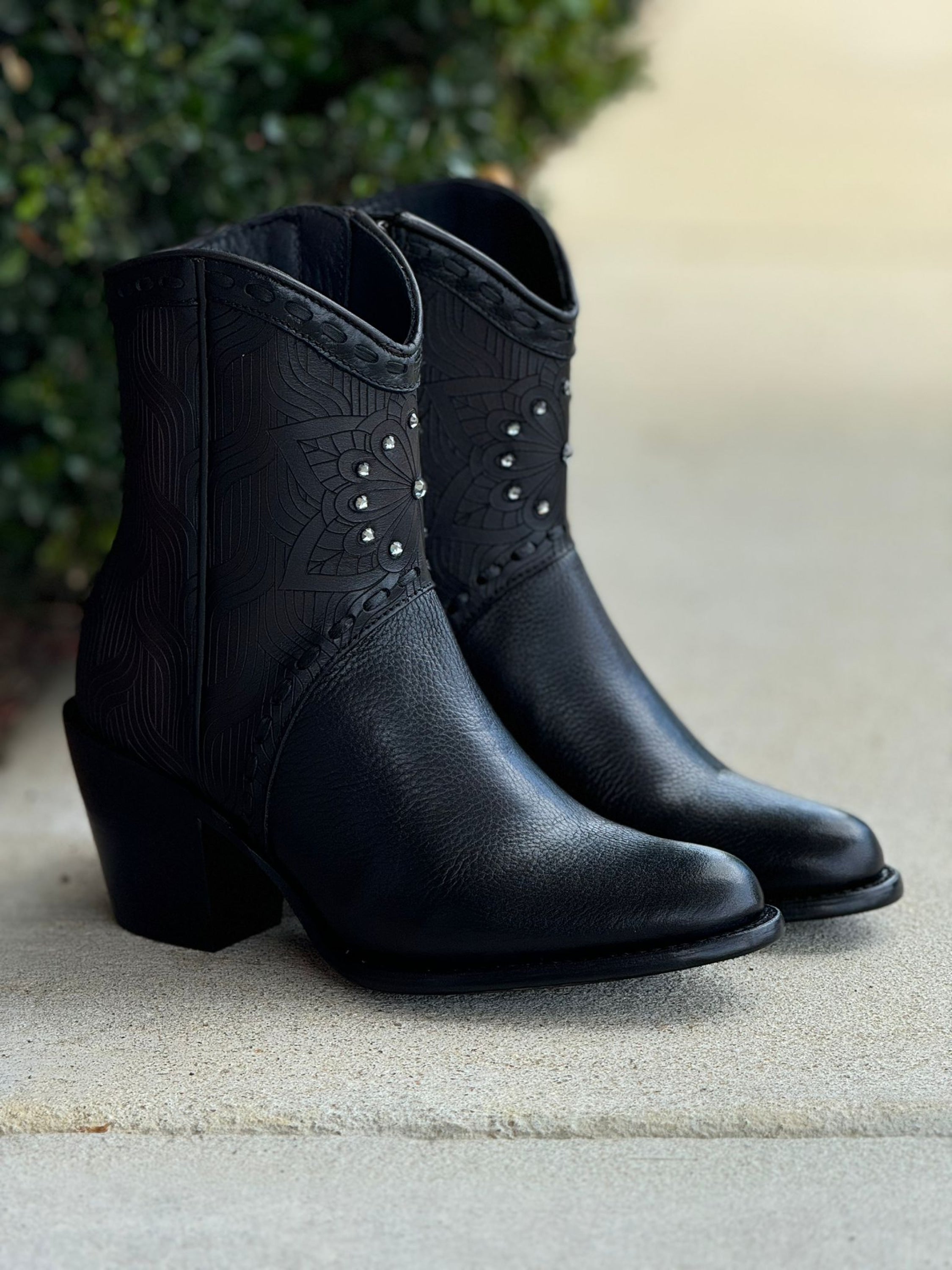 Mahuestic Women Res Black Short Boot Botas Mujeres