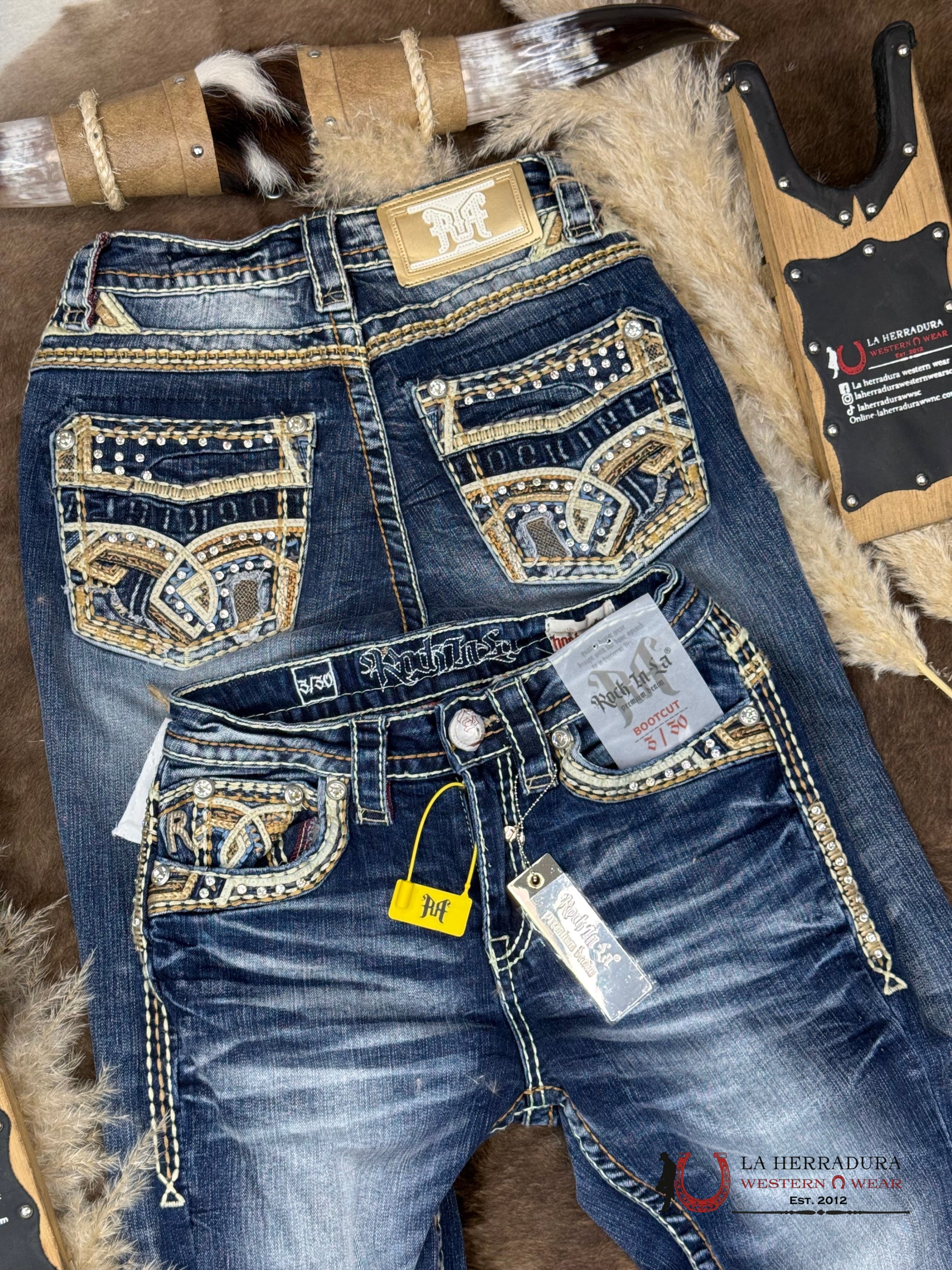 Mariana Rock In La Bookcut Dark Wash Jean ROPA MUJERES