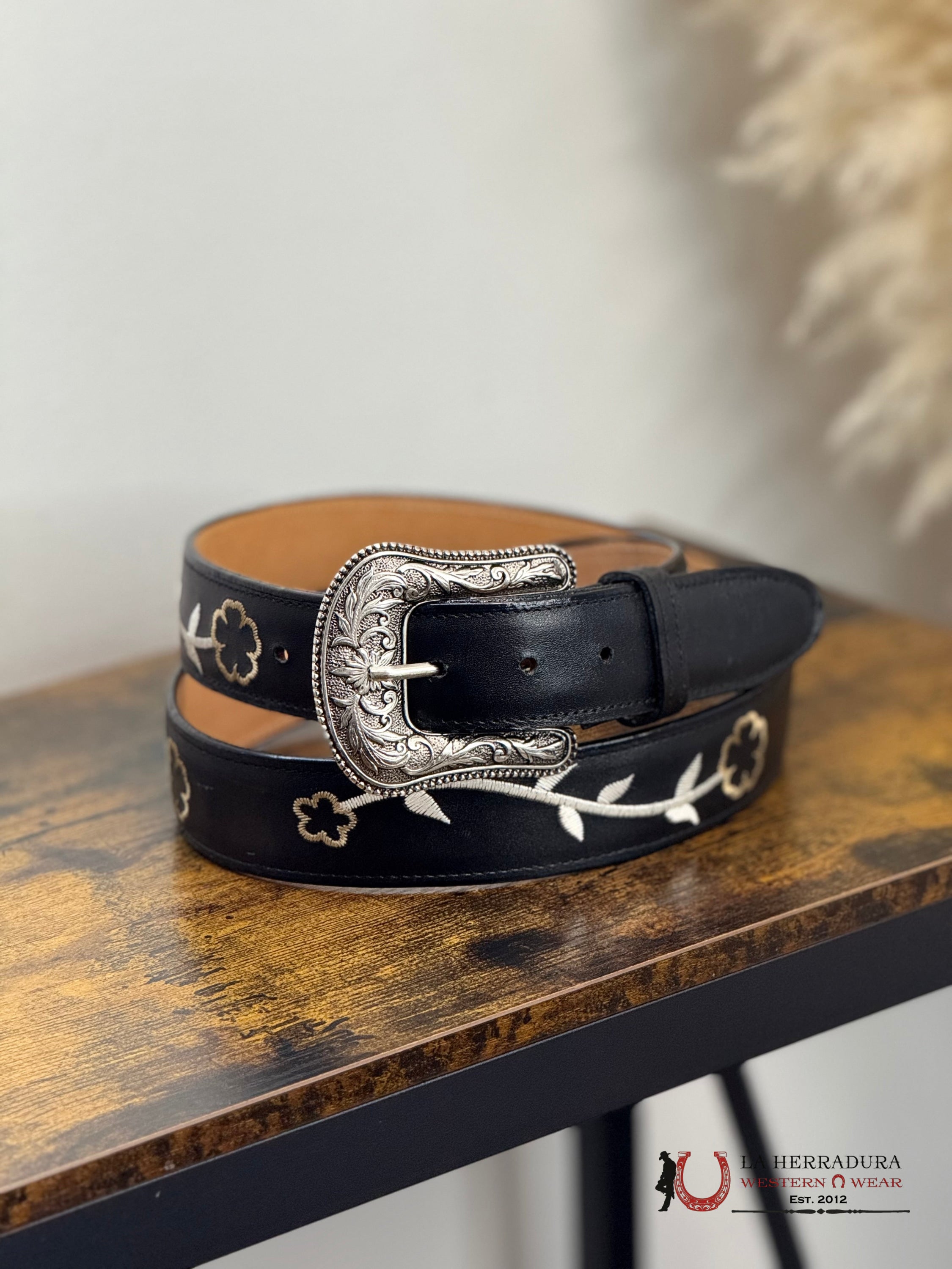 MCALLEN BELTS BLACK WOMENS BELT WITH FLOWER STITCHING CINTURONES MUJERES