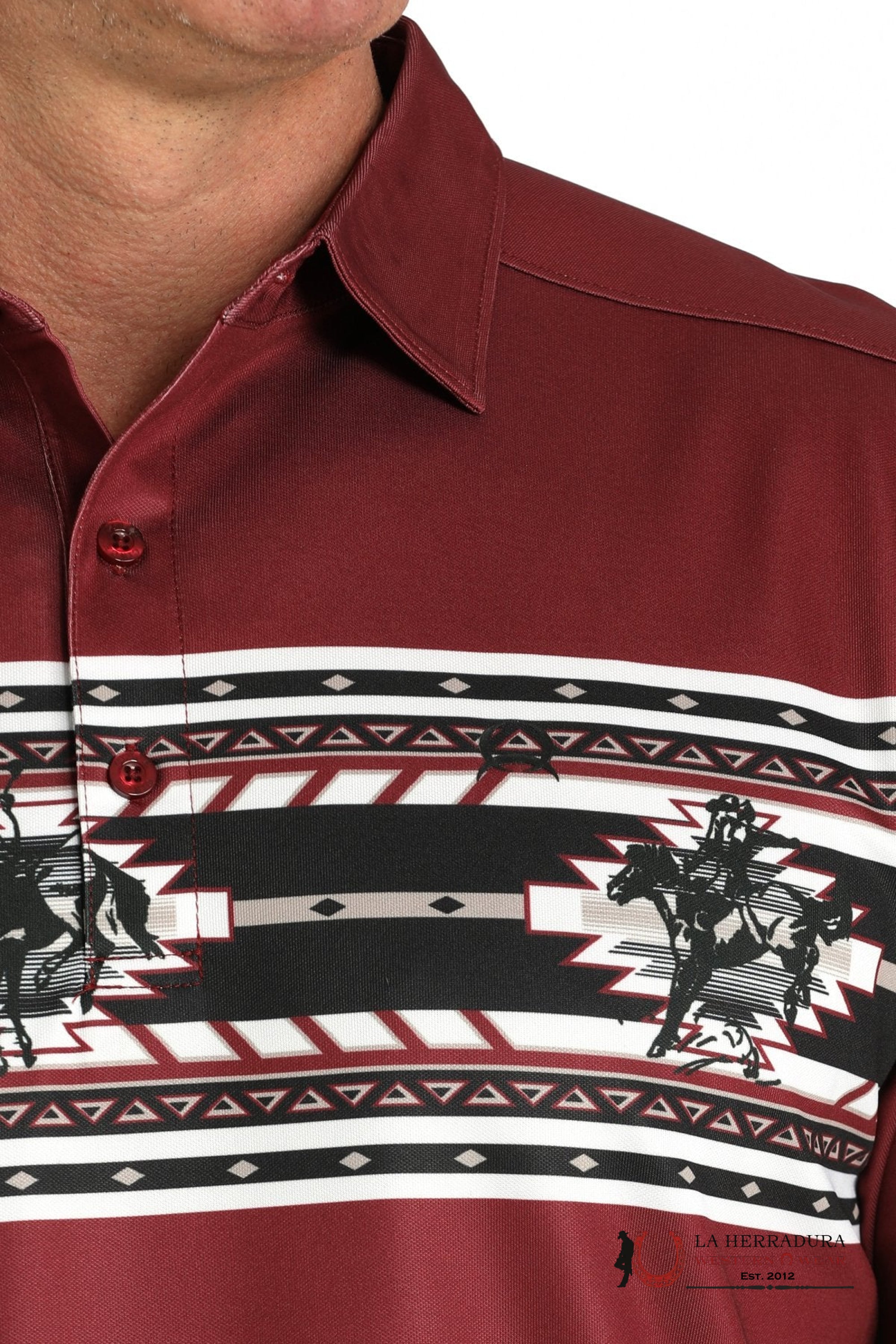 MEN’S BUCKING BRONC WESTERN PRINT POLO - BURGUNDY MTK1863050 ROPA HOMBRES