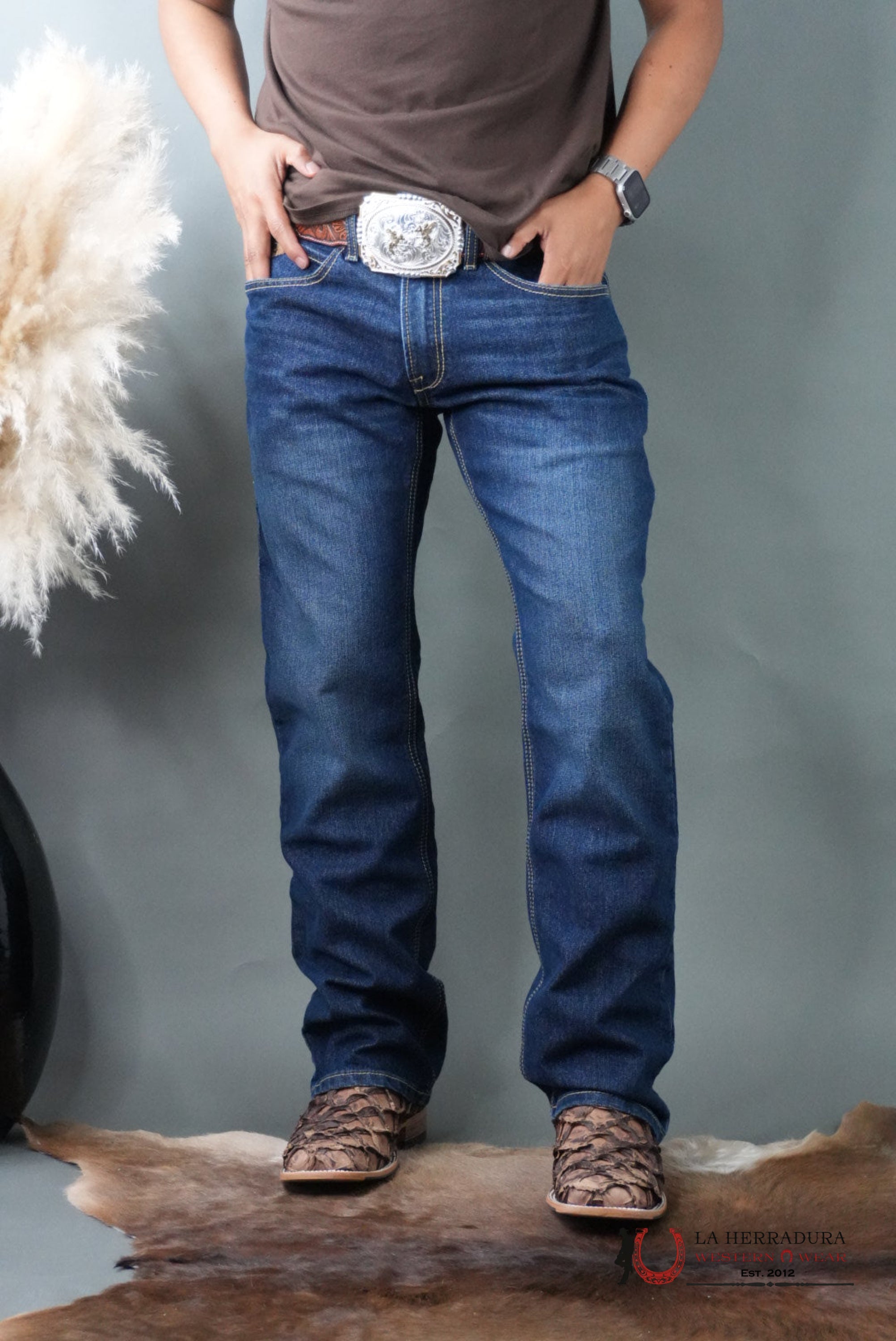 MENS M4 ARIAT HAMPTON RELAXED BOOT CUT JEANS 1400 ARIAT JEANS