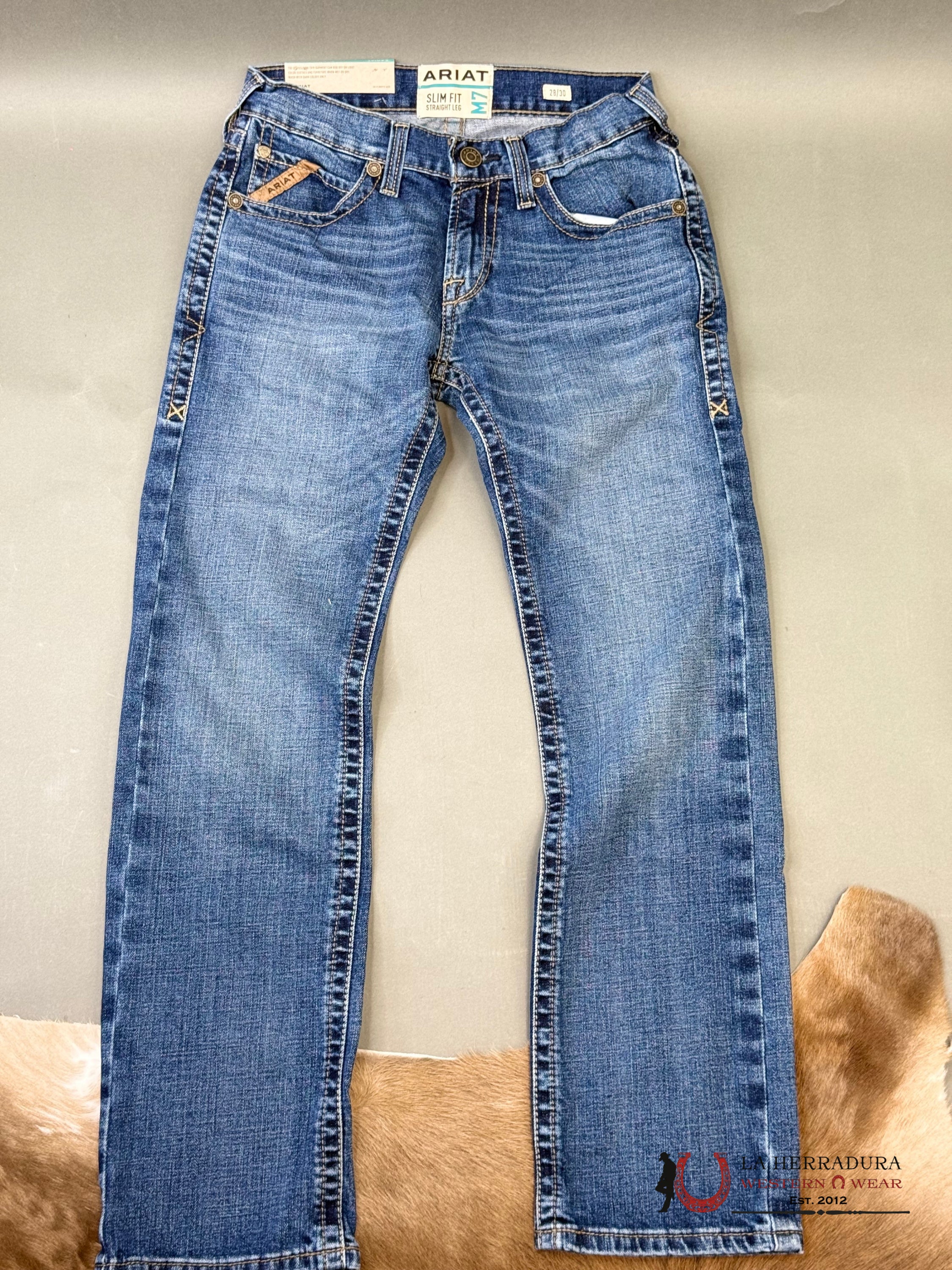 MENS M7 ARIAT WASH HEATH SLIM FIT STRAIGHT LEG BOOT CUT JEANS 1398 ARIAT JEANS