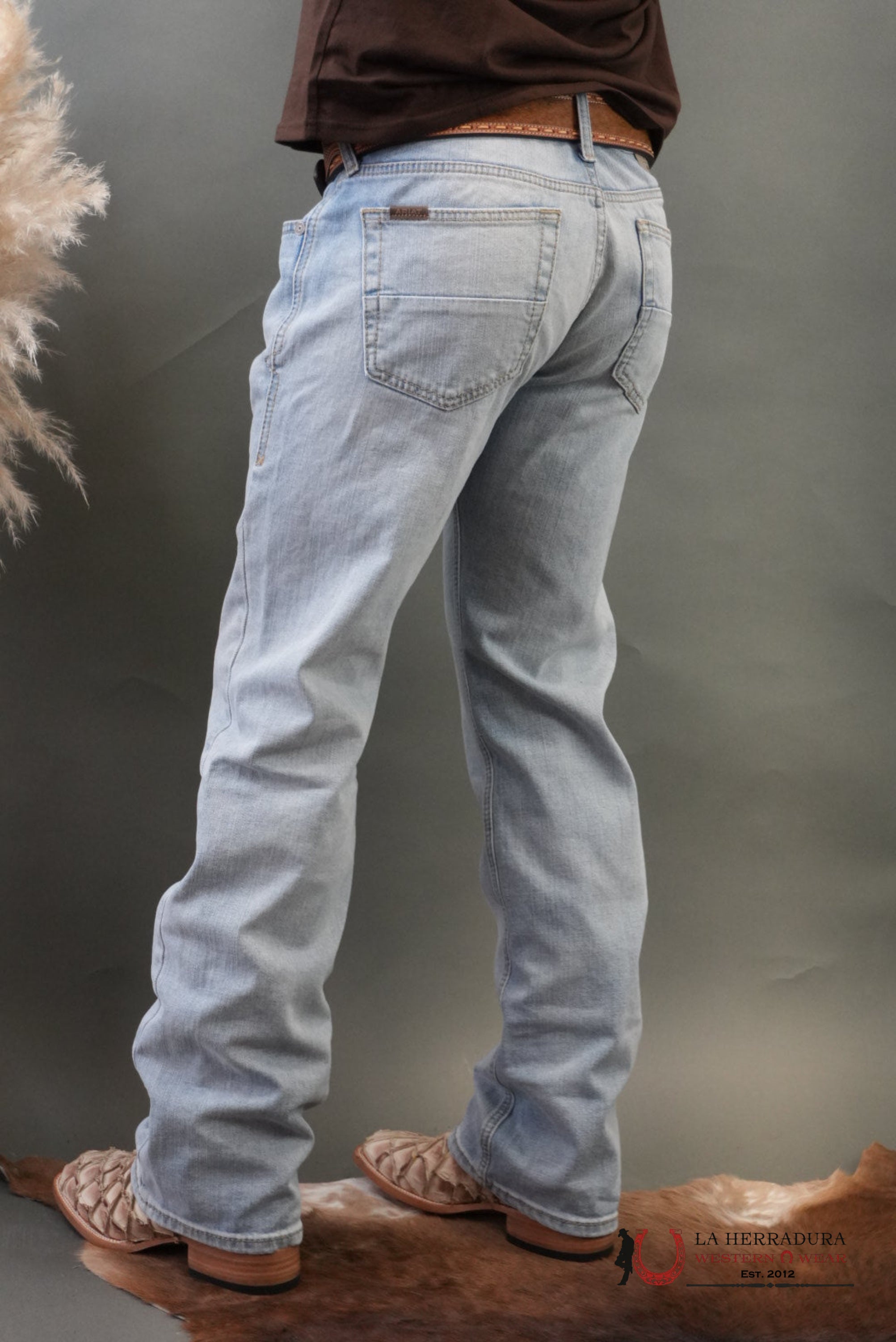 MENS M7 ARIAT WASH LELAND SLIM BOOT CUT JEANS 1402 ARIAT JEANS