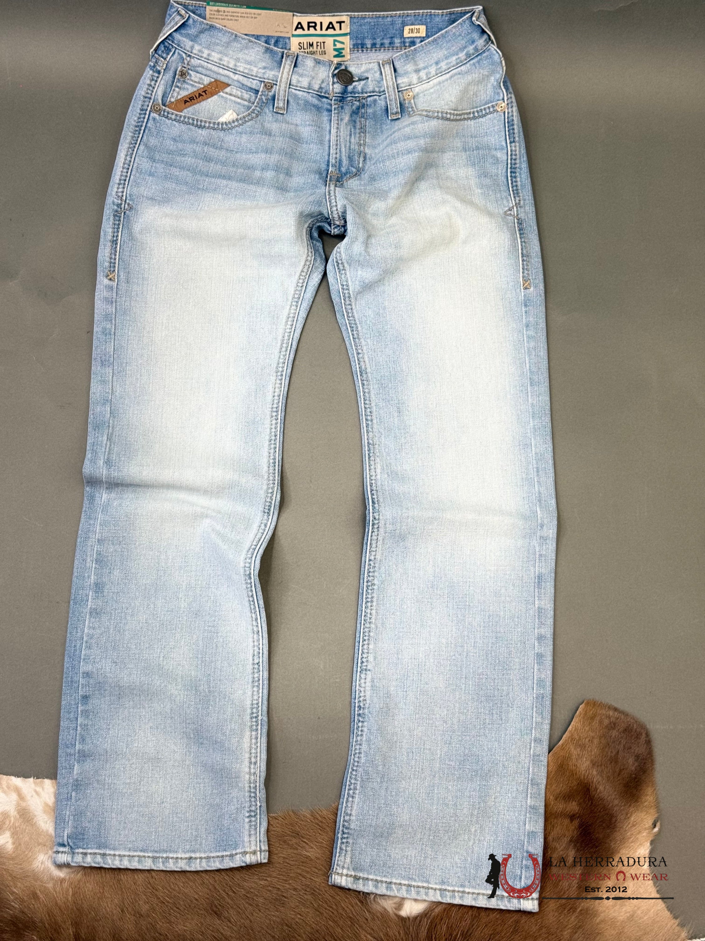 MENS M7 ARIAT WASH LELAND SLIM BOOT CUT JEANS 1402 ARIAT JEANS