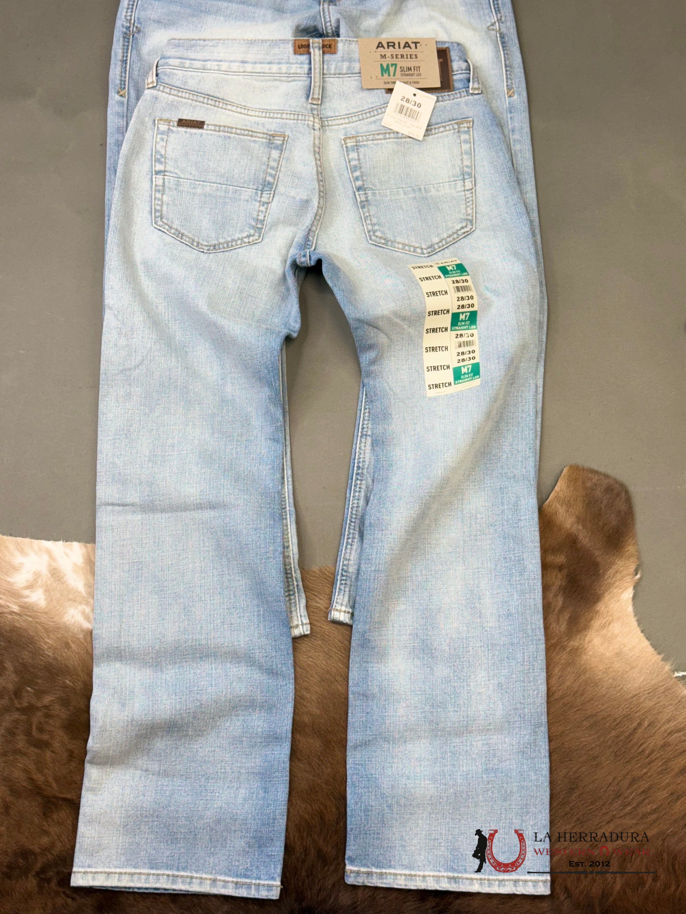 MENS M7 ARIAT WASH LELAND SLIM BOOT CUT JEANS 1402 ARIAT JEANS