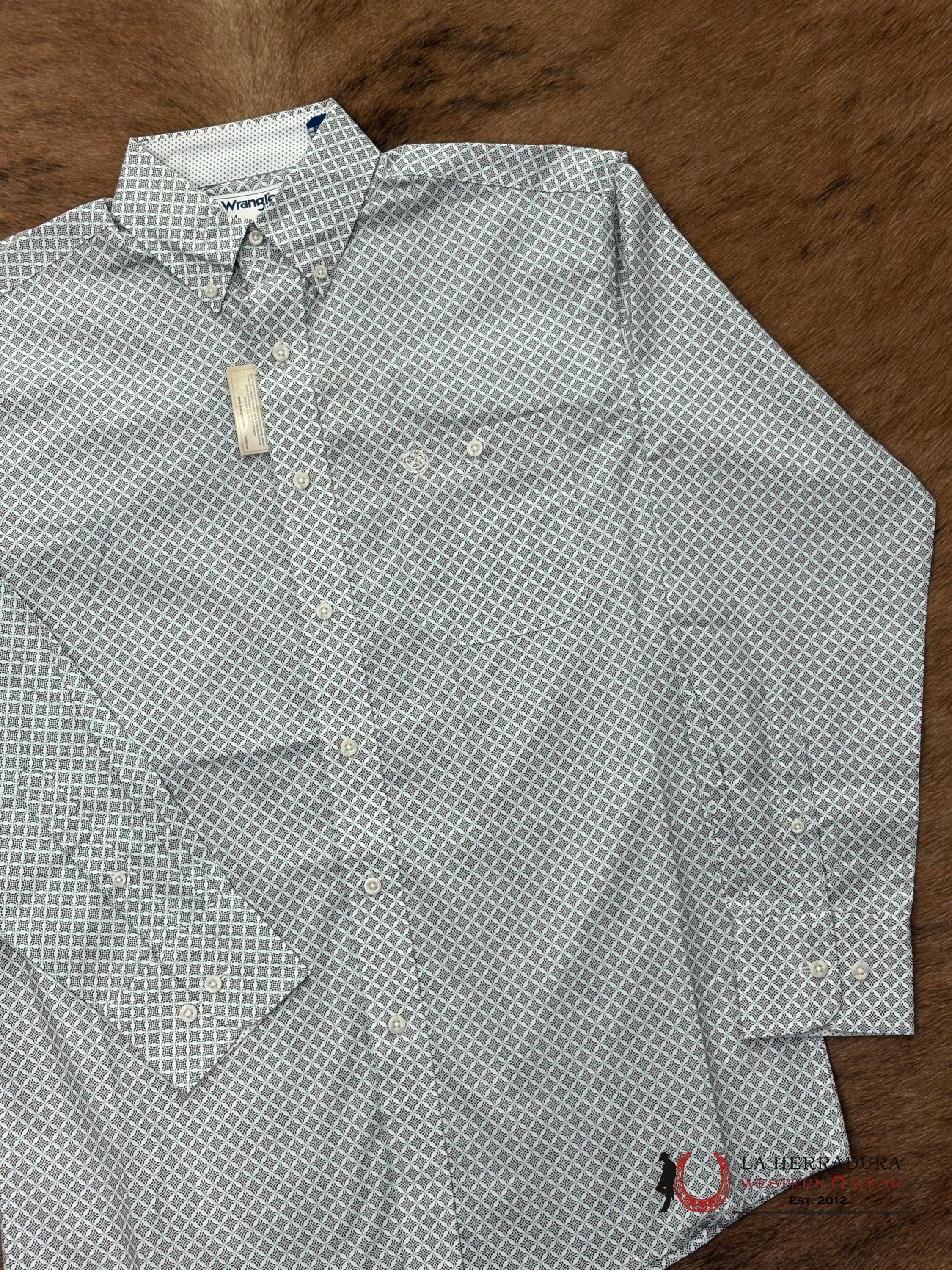 MEN’S WRANGLER GEORGE STRAIT WHITE/BABY BLUE RELAXED/STRETCH FIT- 112368201 ROPA HOMBRES