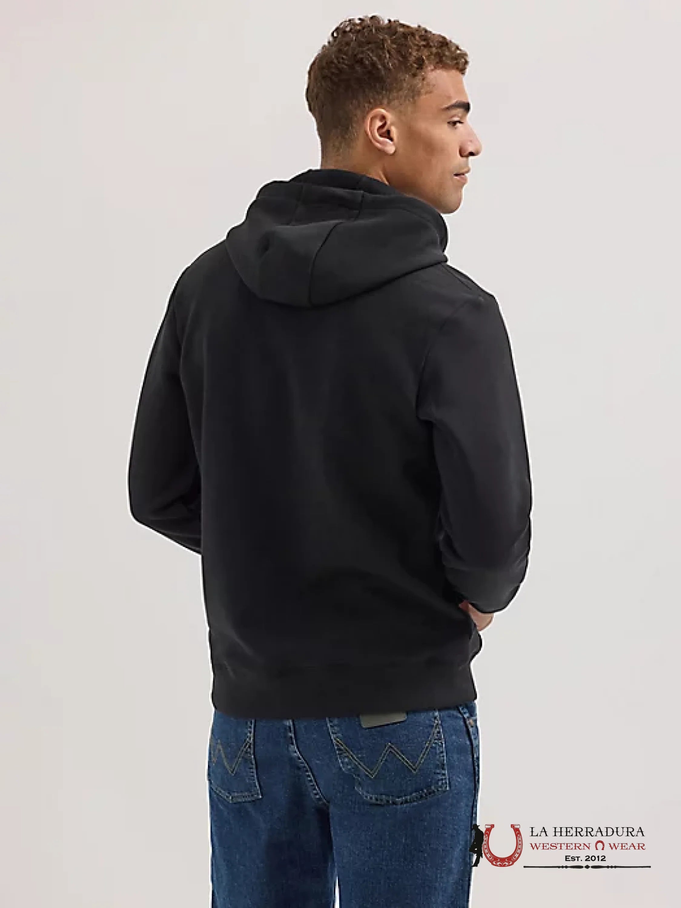 Men’s Wrangler Logo Arm Hit Pullover Hoodie Jet Black Ropa Hombres