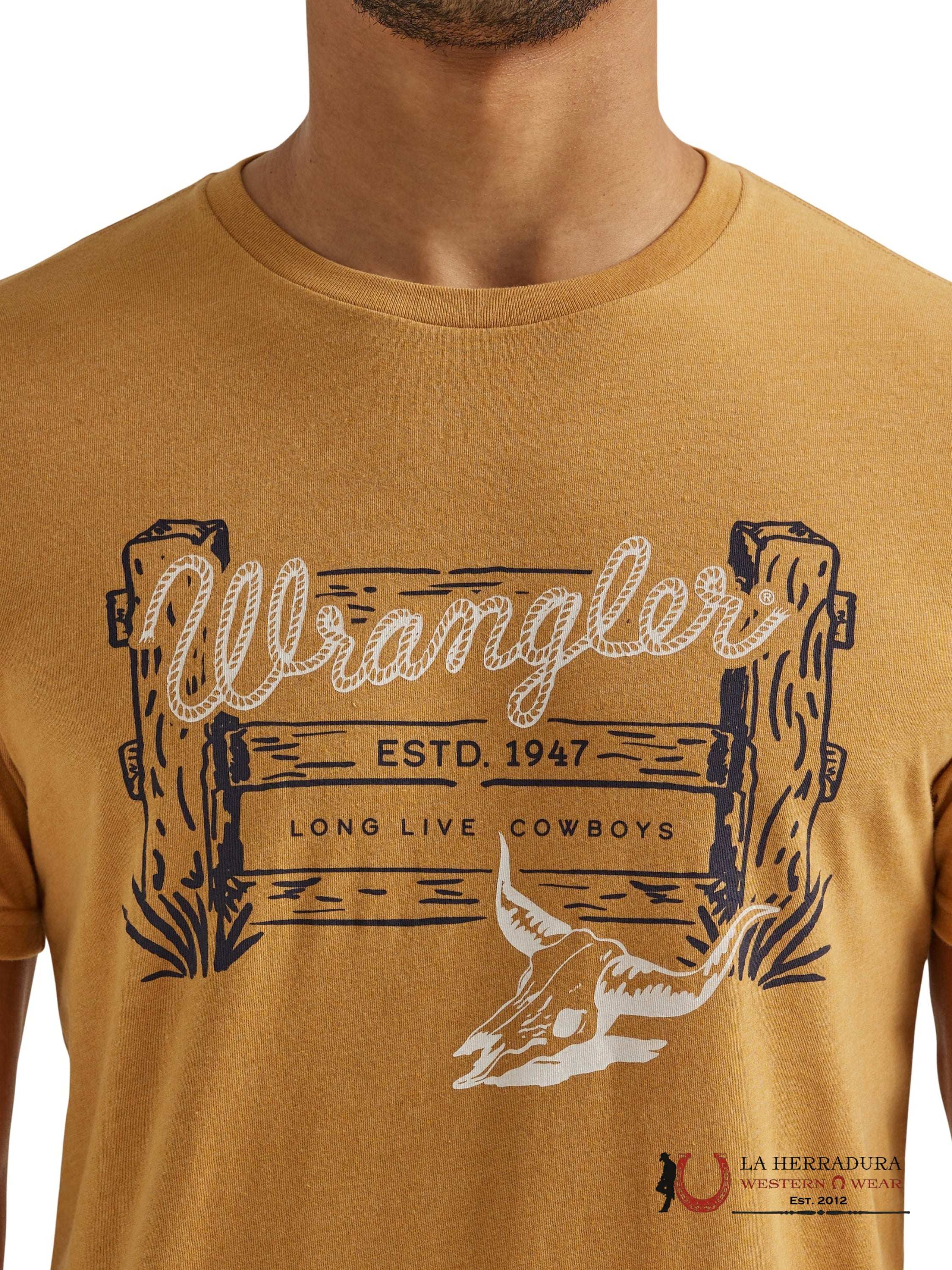 Men’s Wrangler Logo Fence T-Shirt Gold 112344156 ROPA HOMBRES