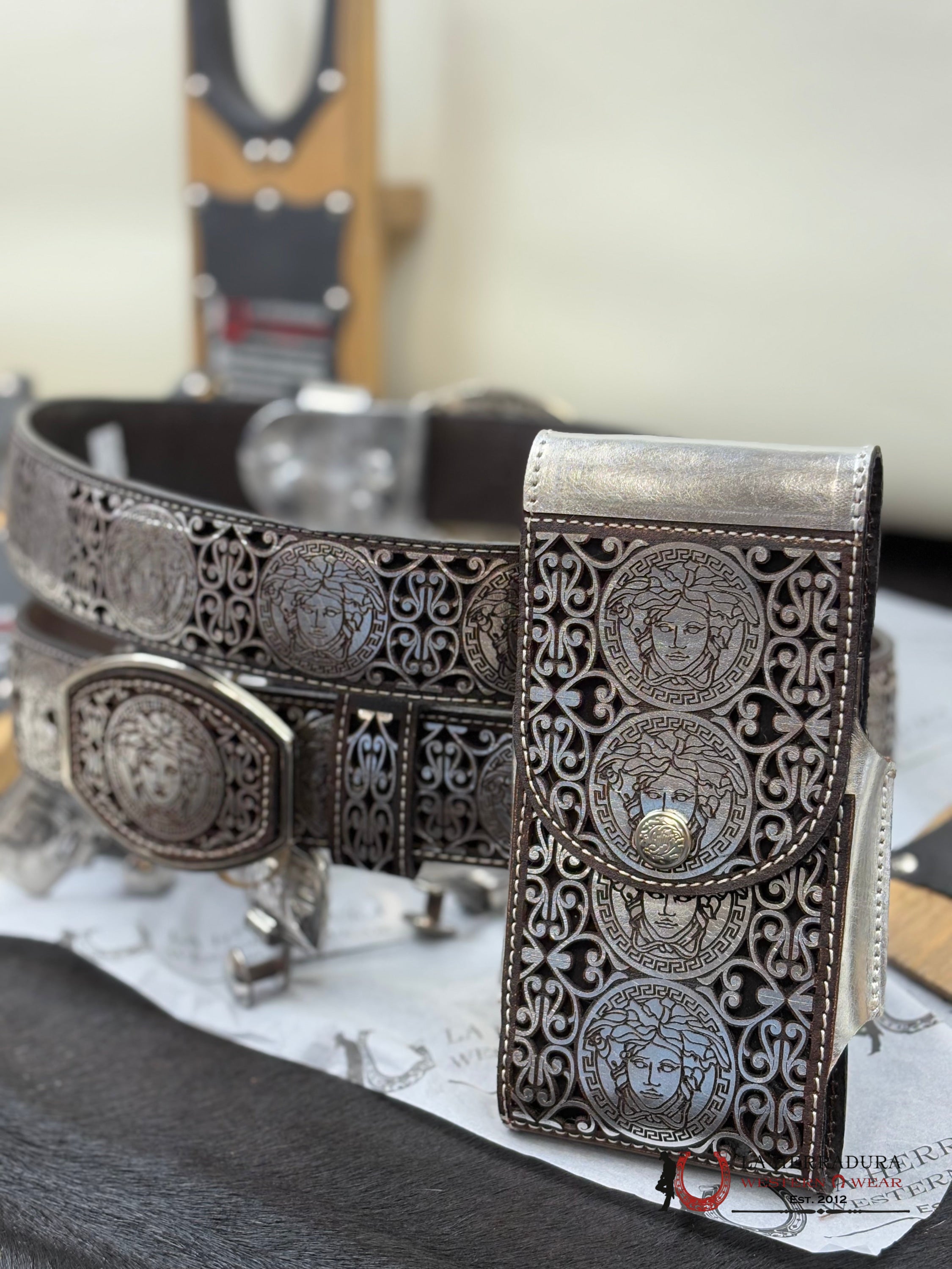 Mona Lisa 2 Inc Belt Silver Cinturones Hombres