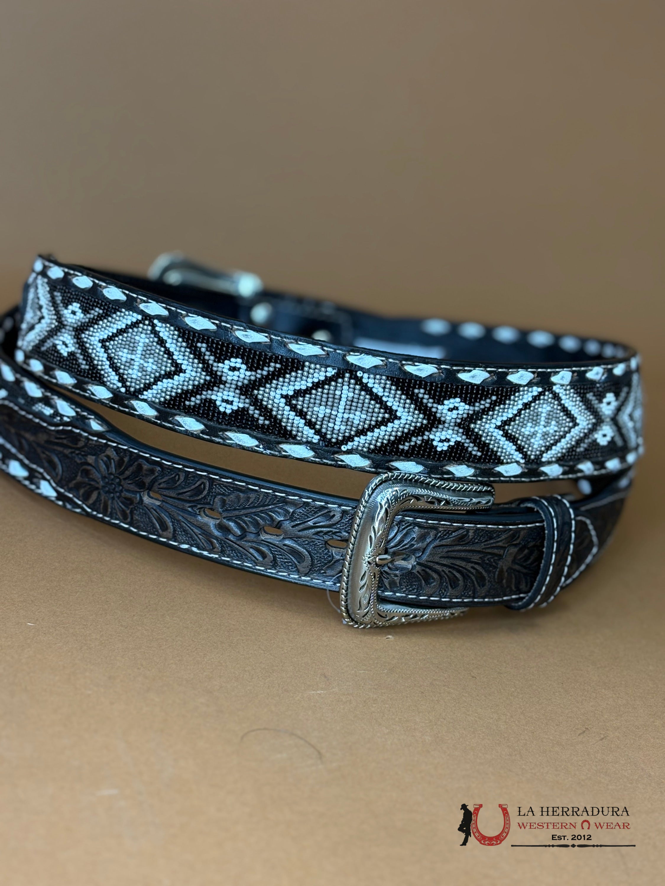 NOCONA BLACK WHITE AZTEC PRINT BELT CINTURONES HOMBRES