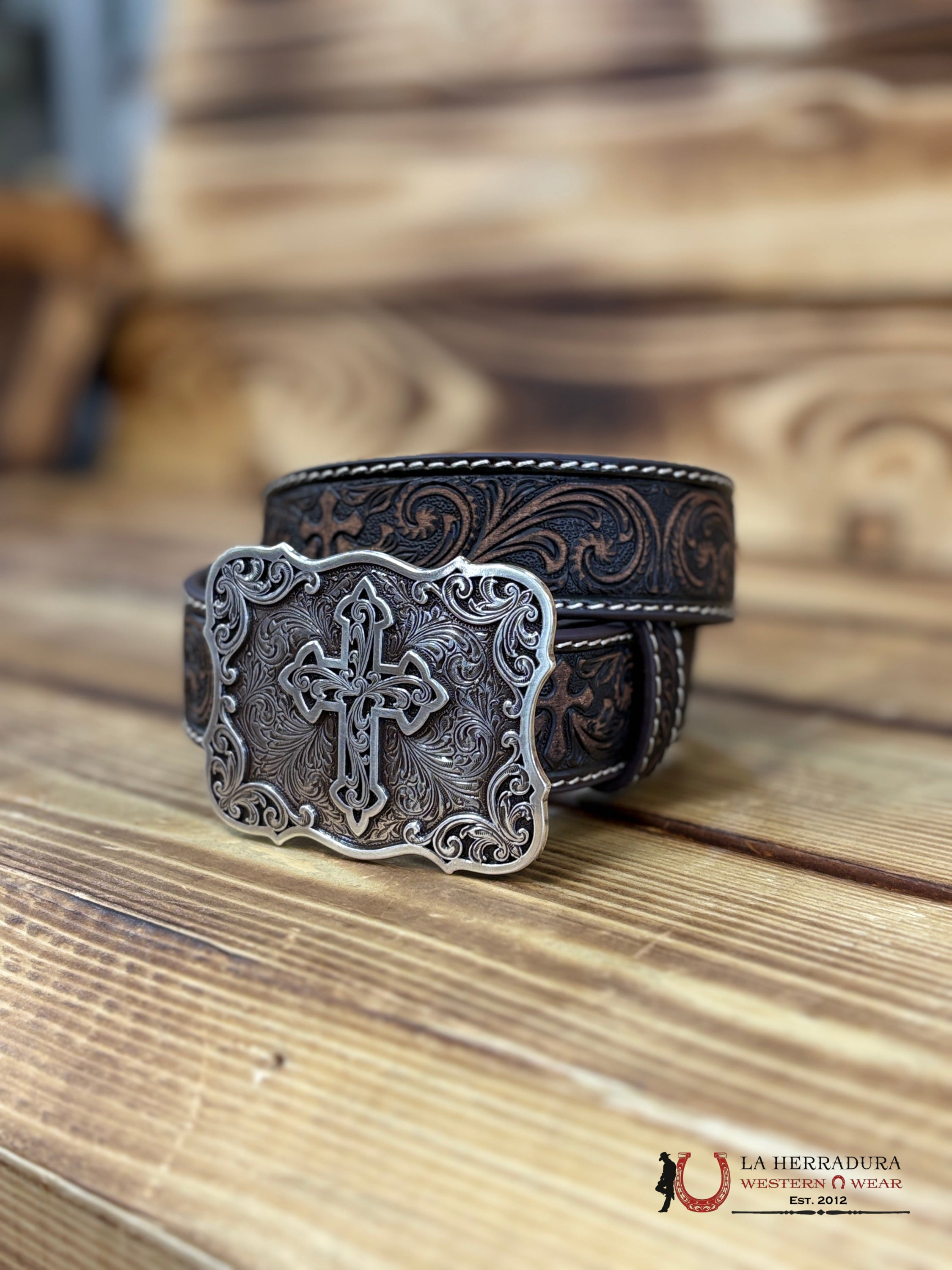 NOCONA BROWN GIRLS BELT WITH CROSS BUCKLE- N4443102 NIÑOS