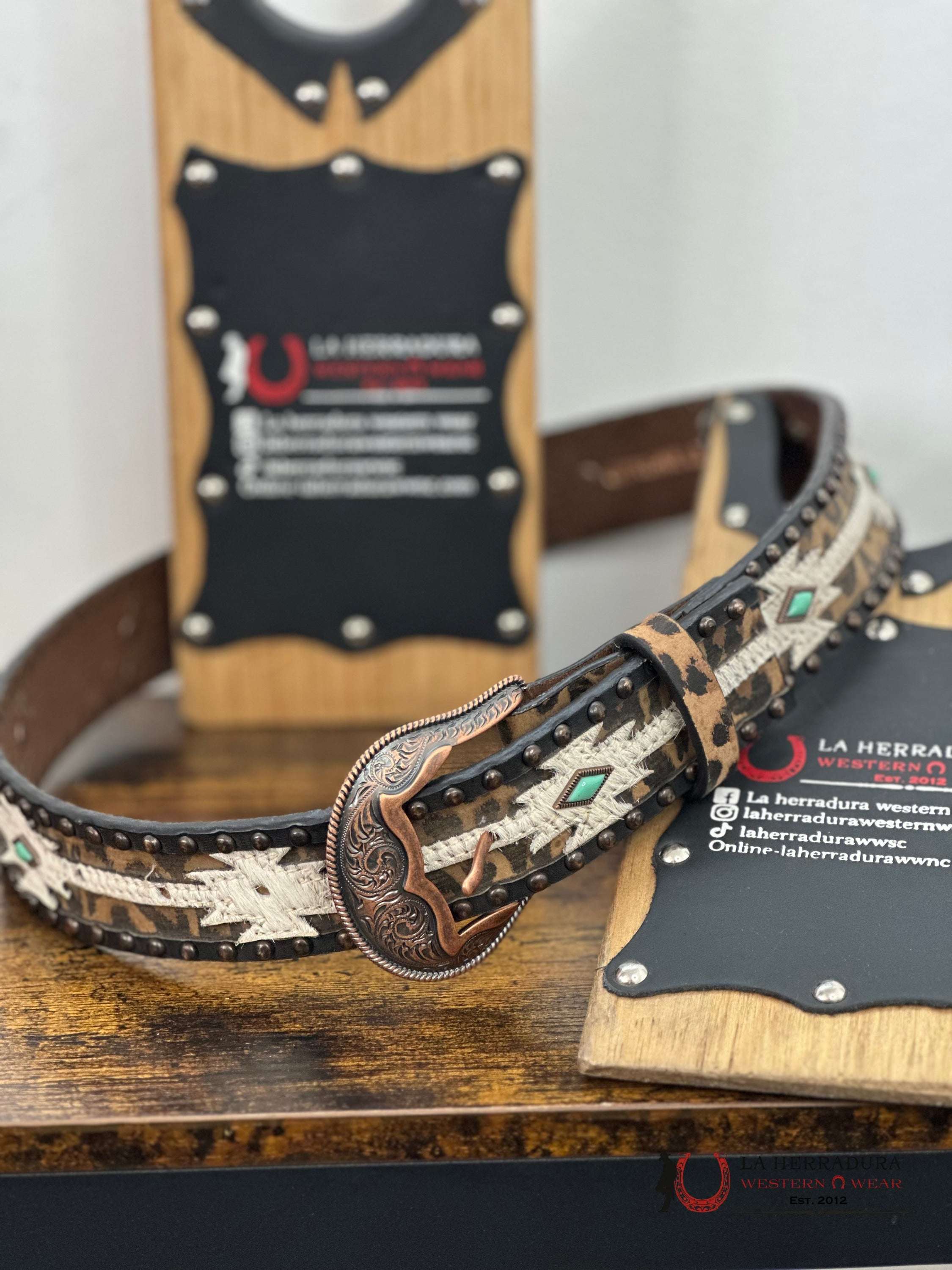 Nocona Cheetah Turq Belt Cinturones Mujeres