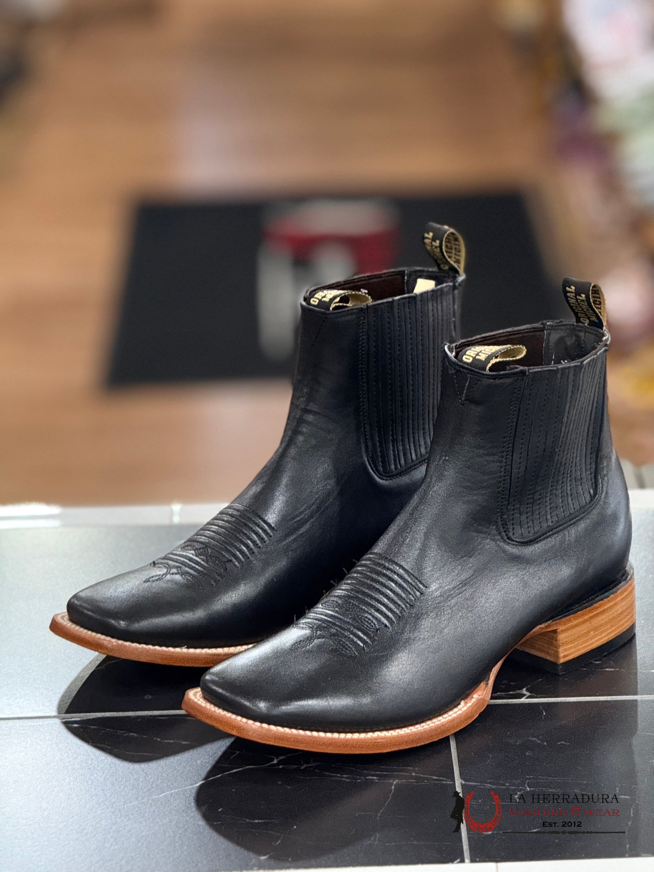 ORIGINAL MICHEL BOSTON BLACK SHORT BOOT SQ. TOE -582B4705 BOTAS HOMBRES