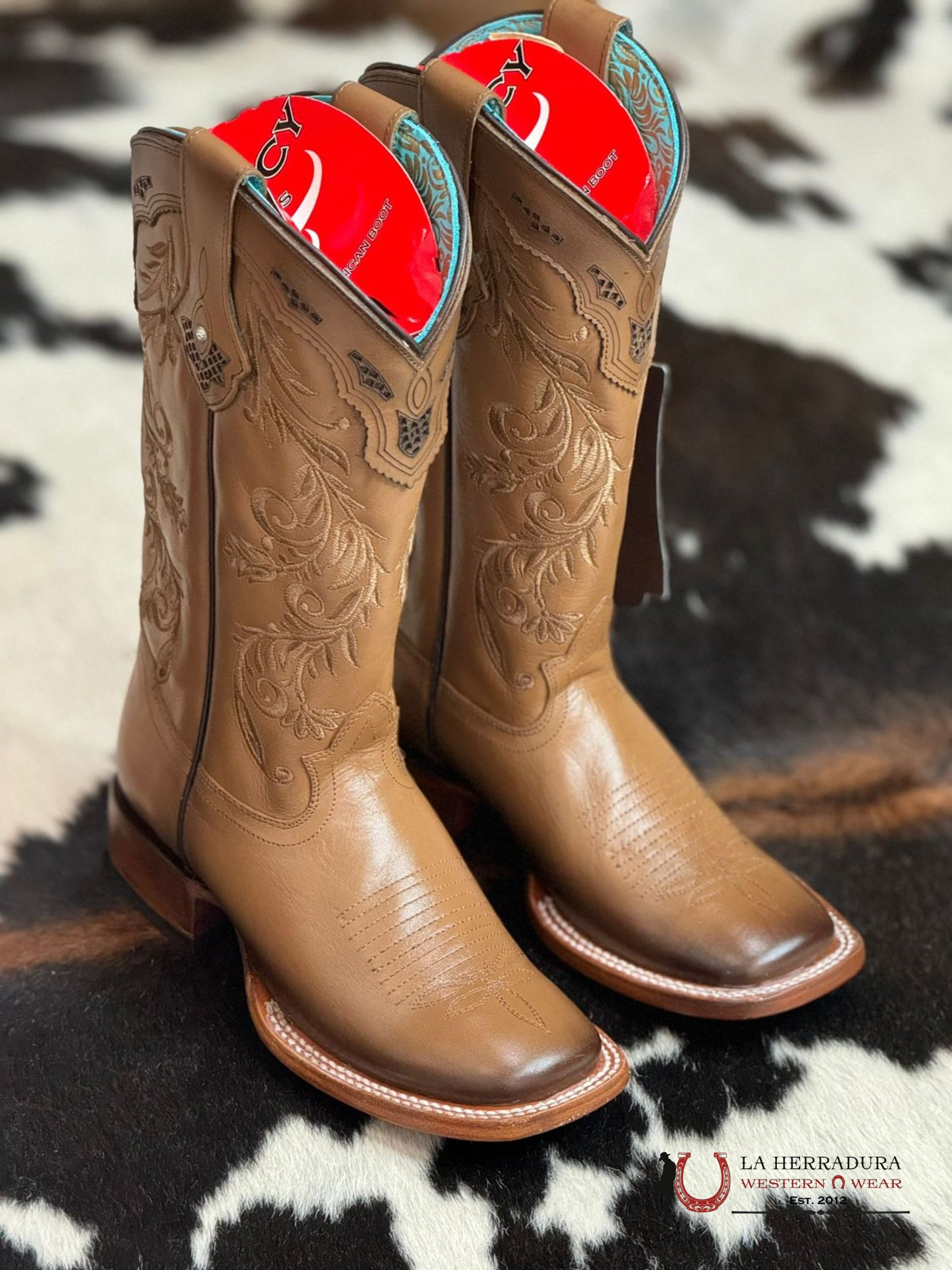 Quincy All Tan Stitched Top Turquoise Detail Botas Mujeres