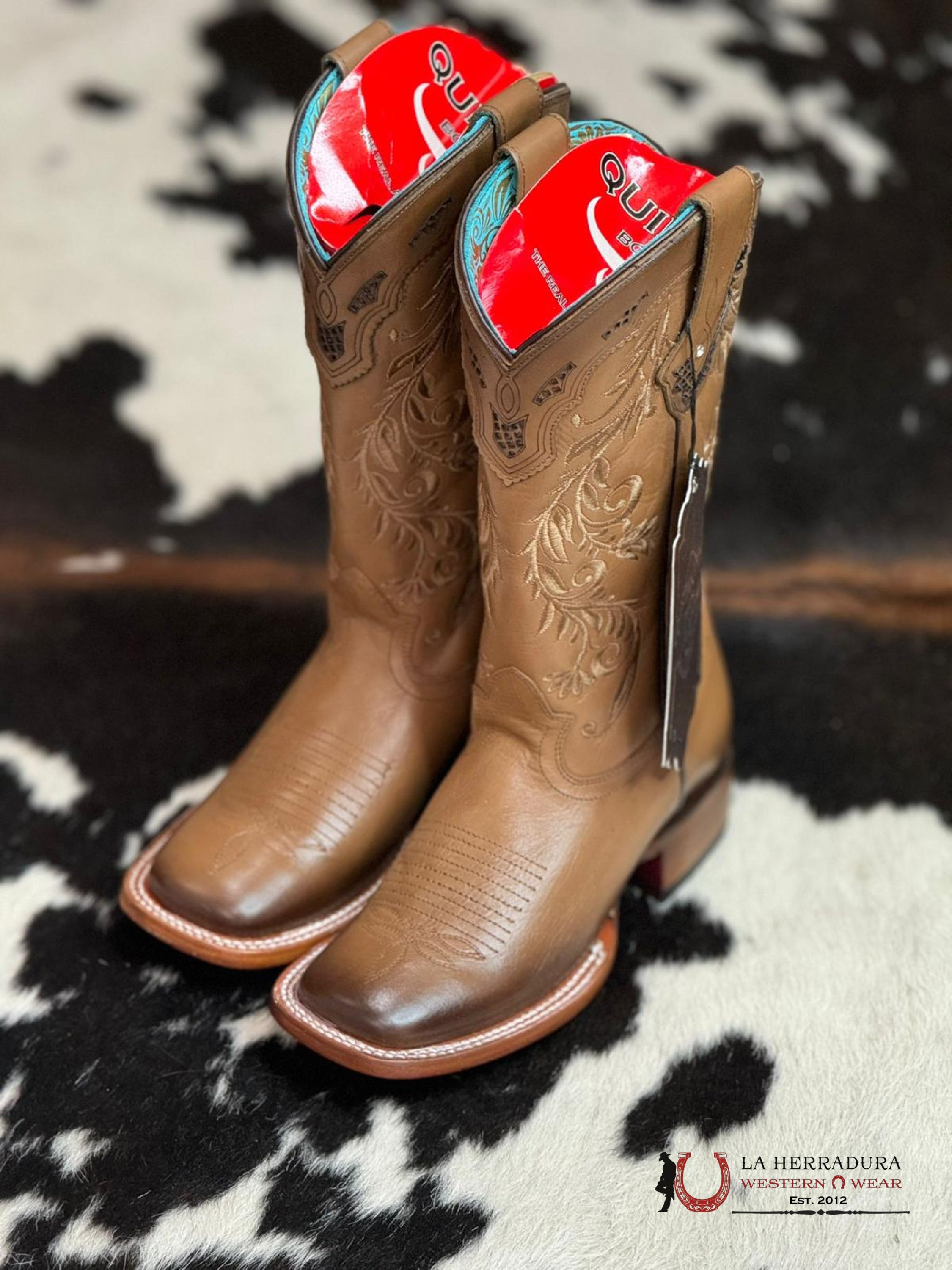 Quincy All Tan Stitched Top Turquoise Detail Botas Mujeres