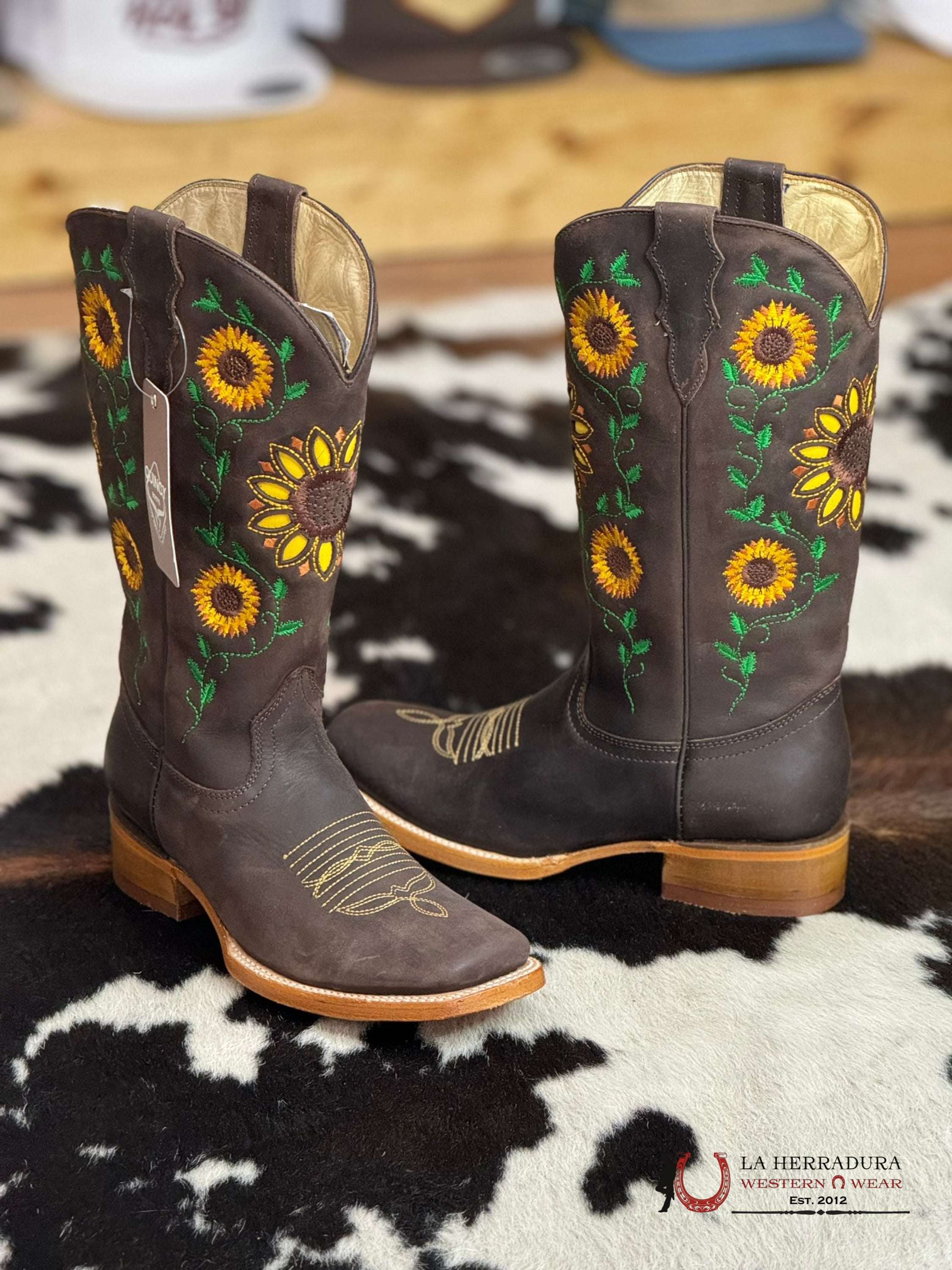 Quincy Dark Tobacco Sunflower Vine Top Botas Mujeres