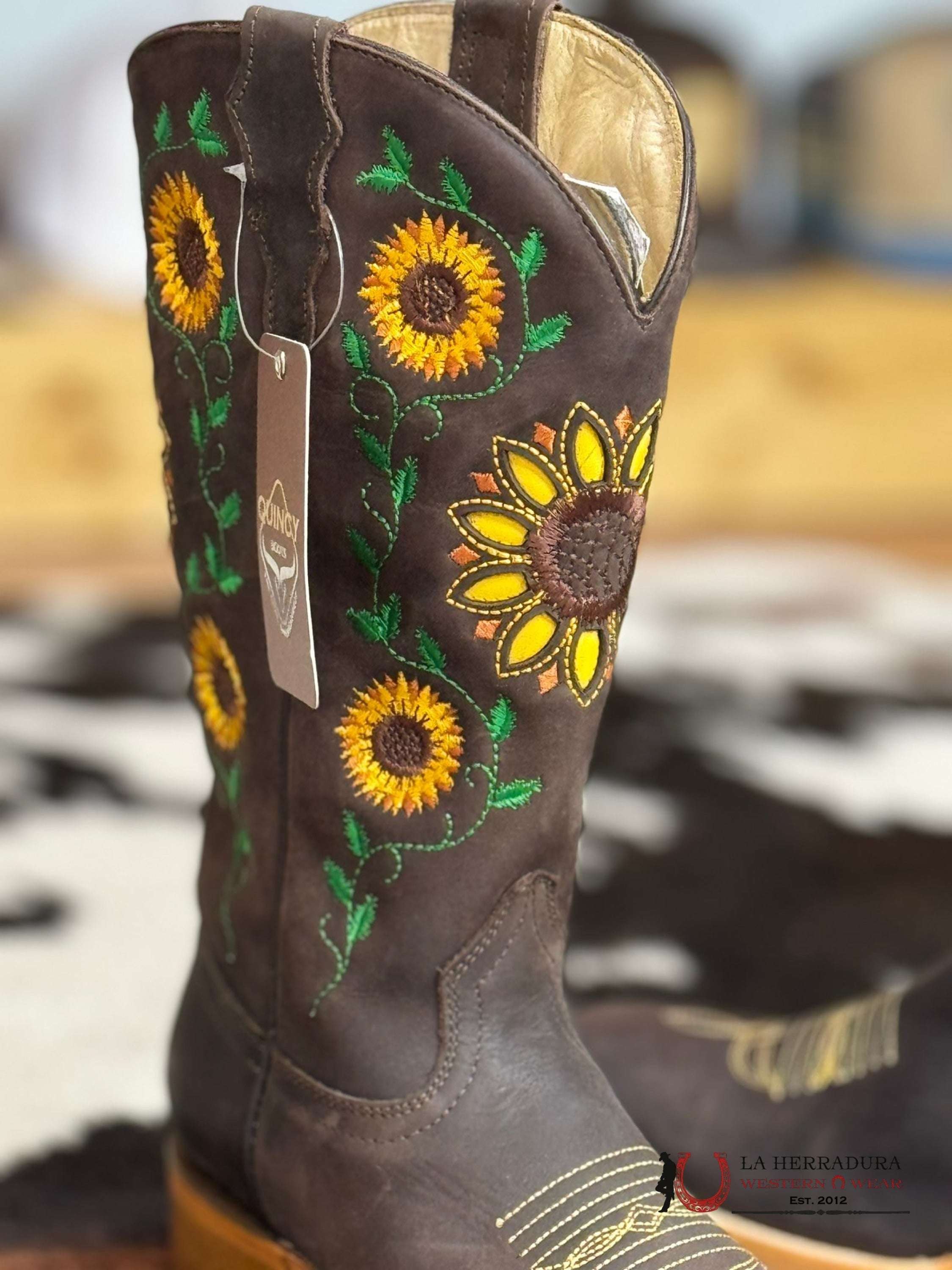 Quincy Dark Tobacco Sunflower Vine Top Botas Mujeres