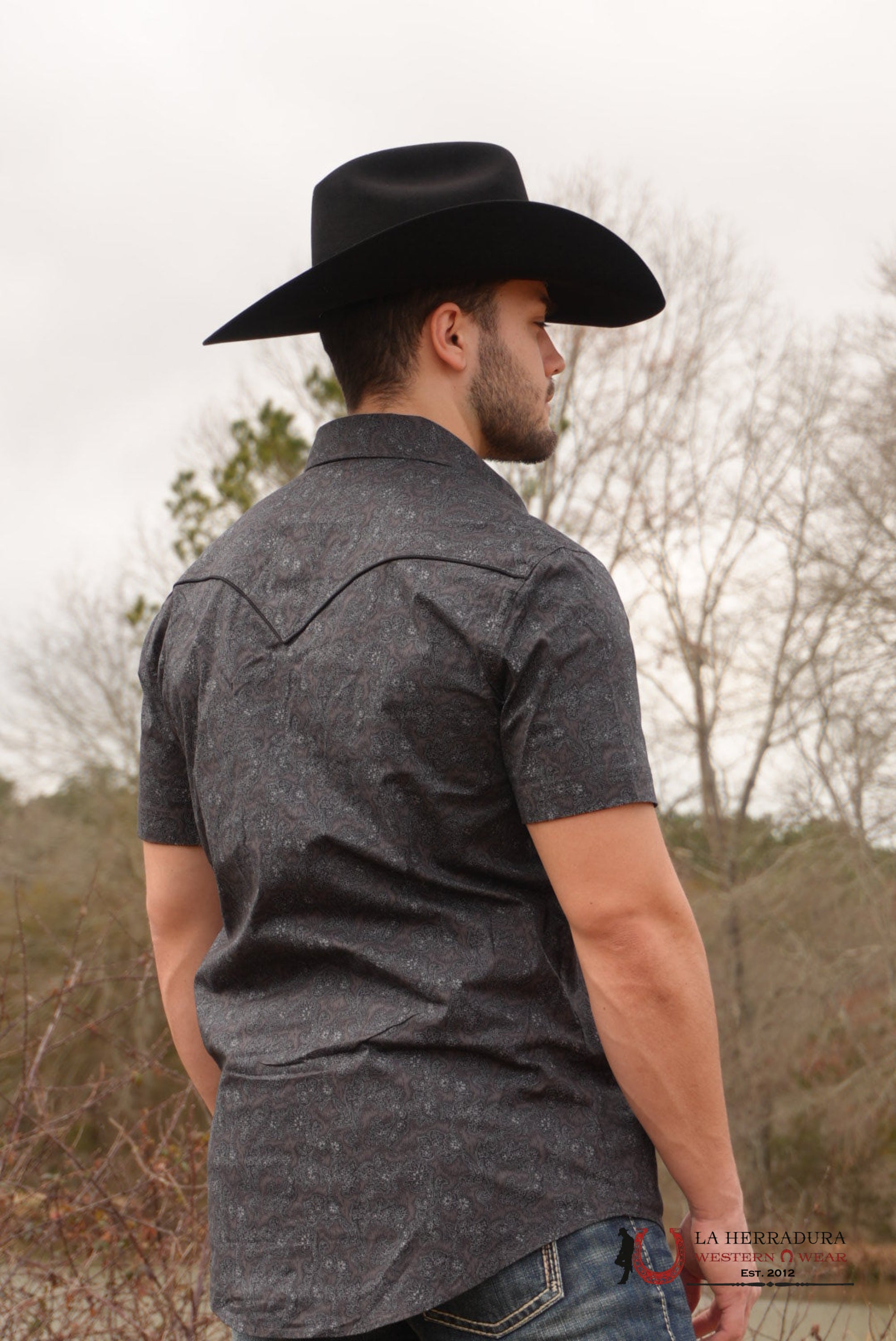 ROCK AND ROLL RR PAISLEY PRINT SHORT SLEE BLACK - 5839 ROPA HOMBRES