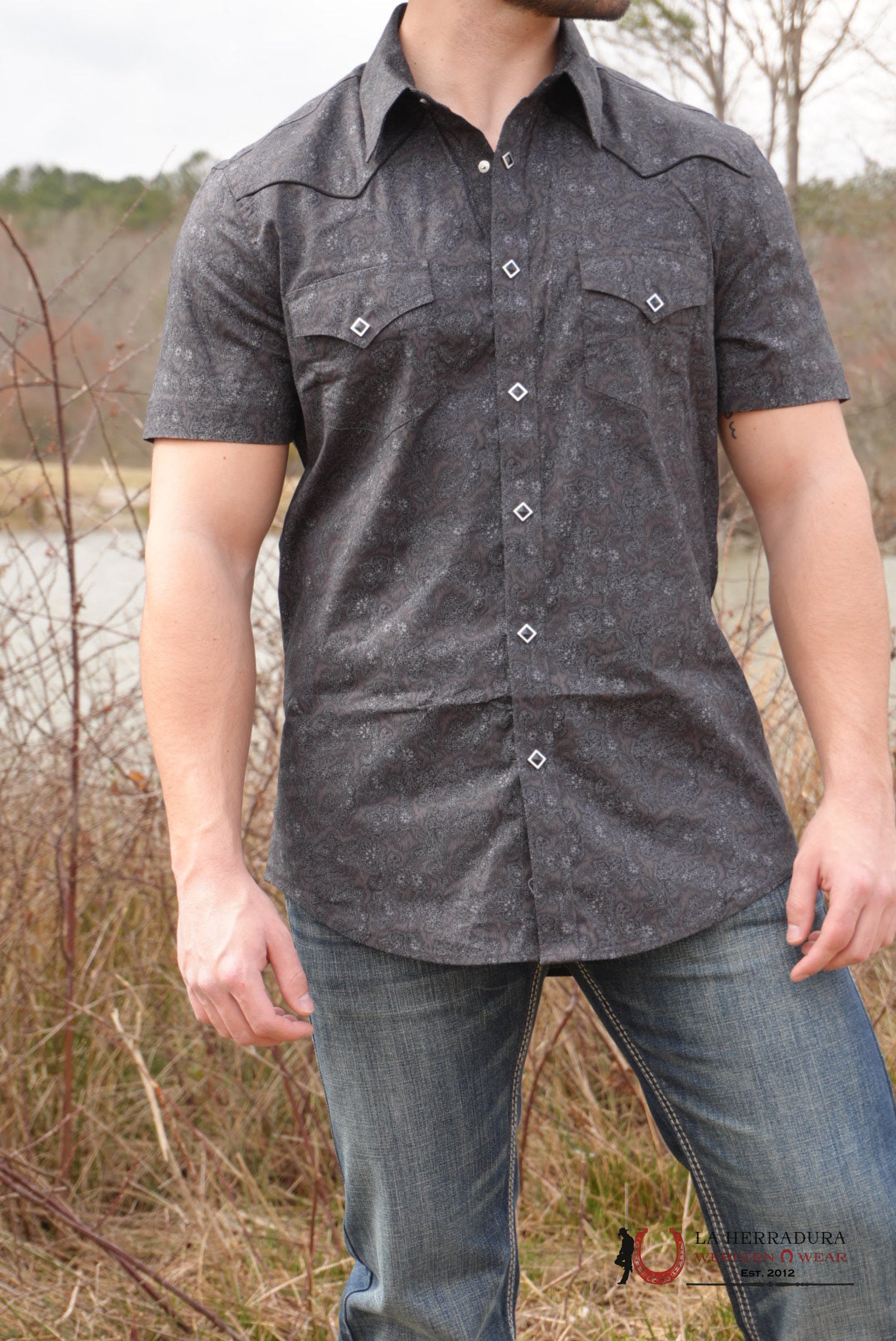 ROCK AND ROLL RR PAISLEY PRINT SHORT SLEE BLACK - 5839 ROPA HOMBRES