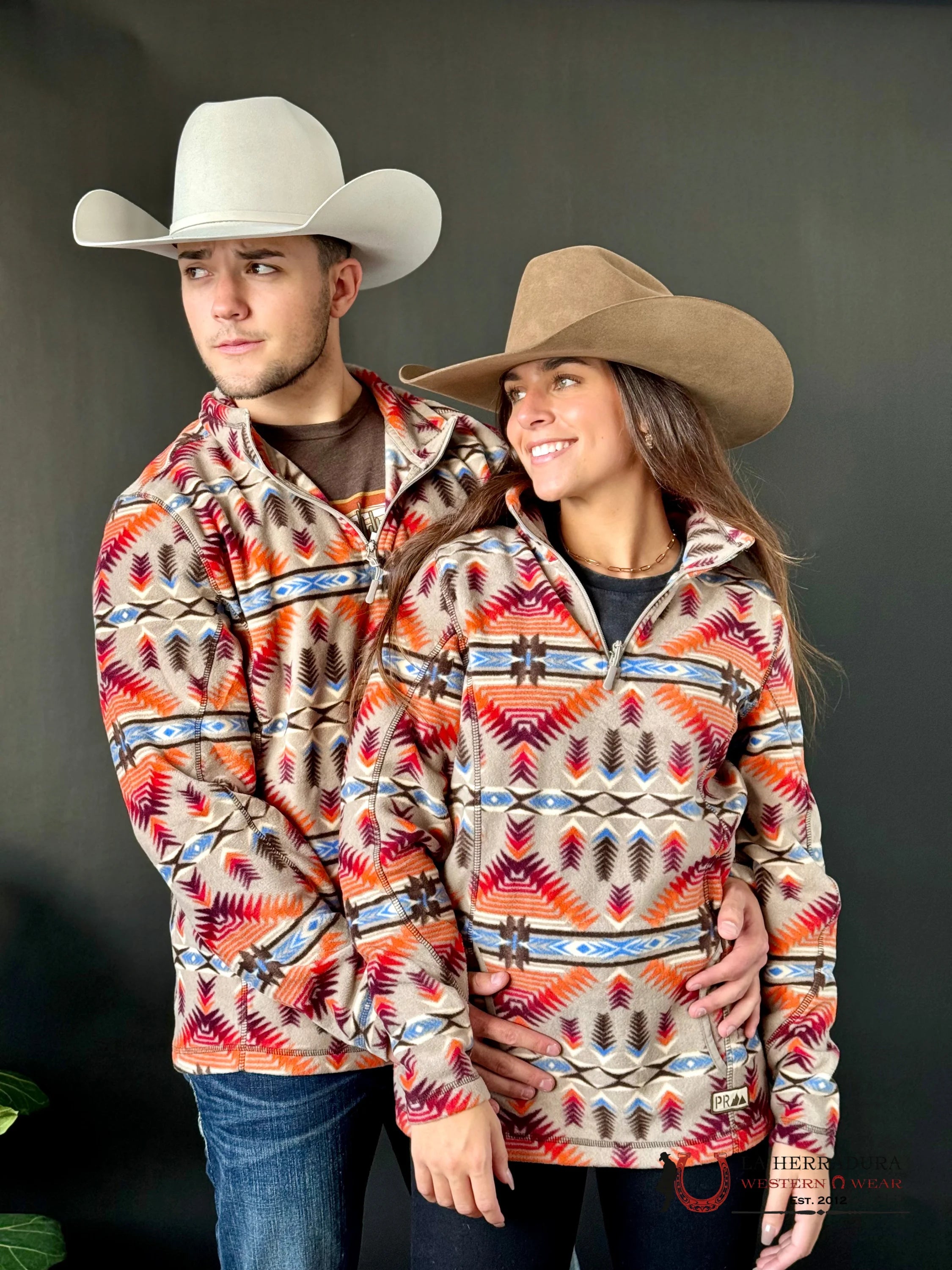 Rock & Roll Aztec Printed Fleece Pullover Tan Ropa Hombres