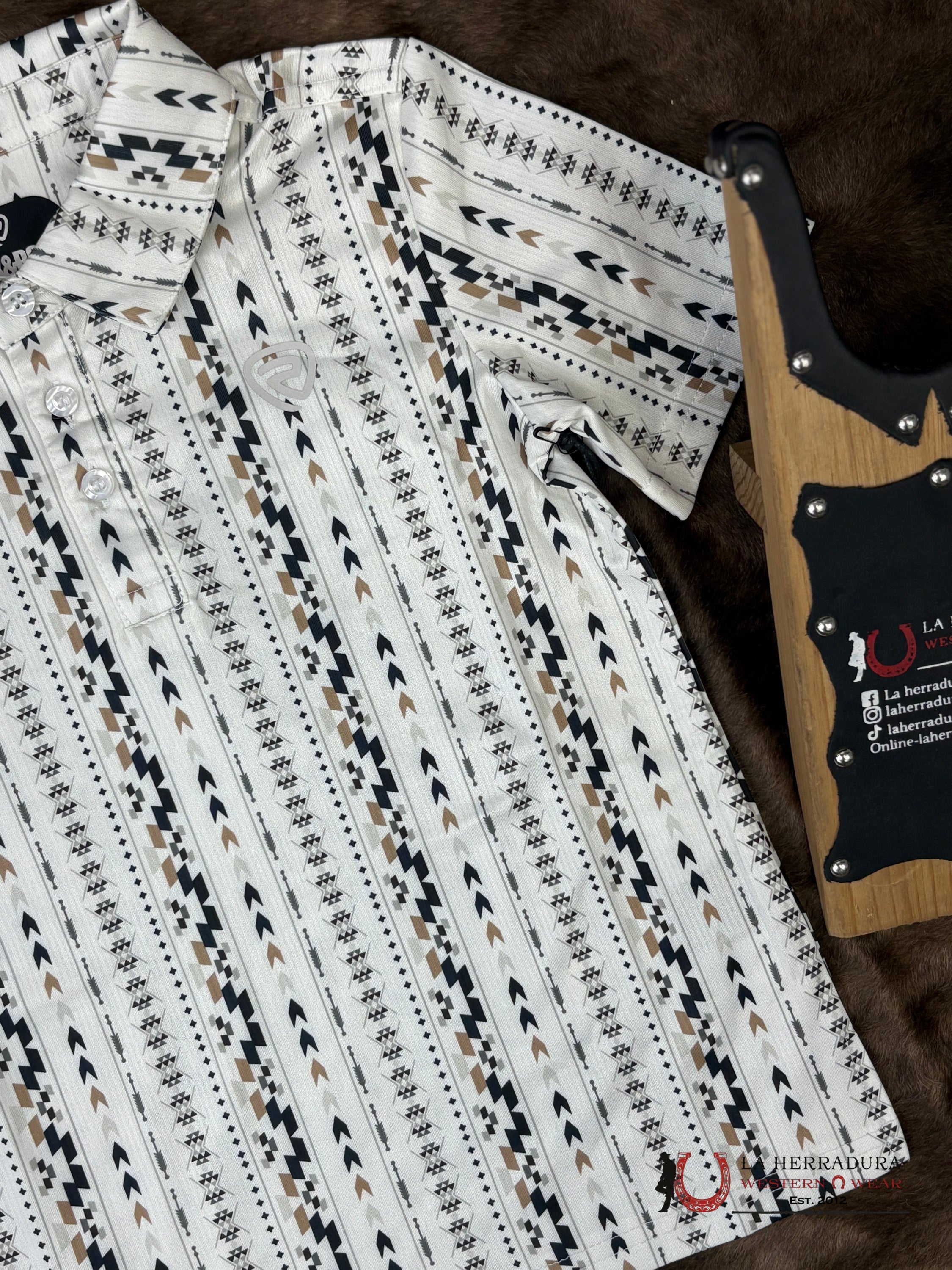 Rock&Roll Natural Begie With Multi Color Aztec Print Short Sleeve Shirt Boys - 6004 NIÑOS