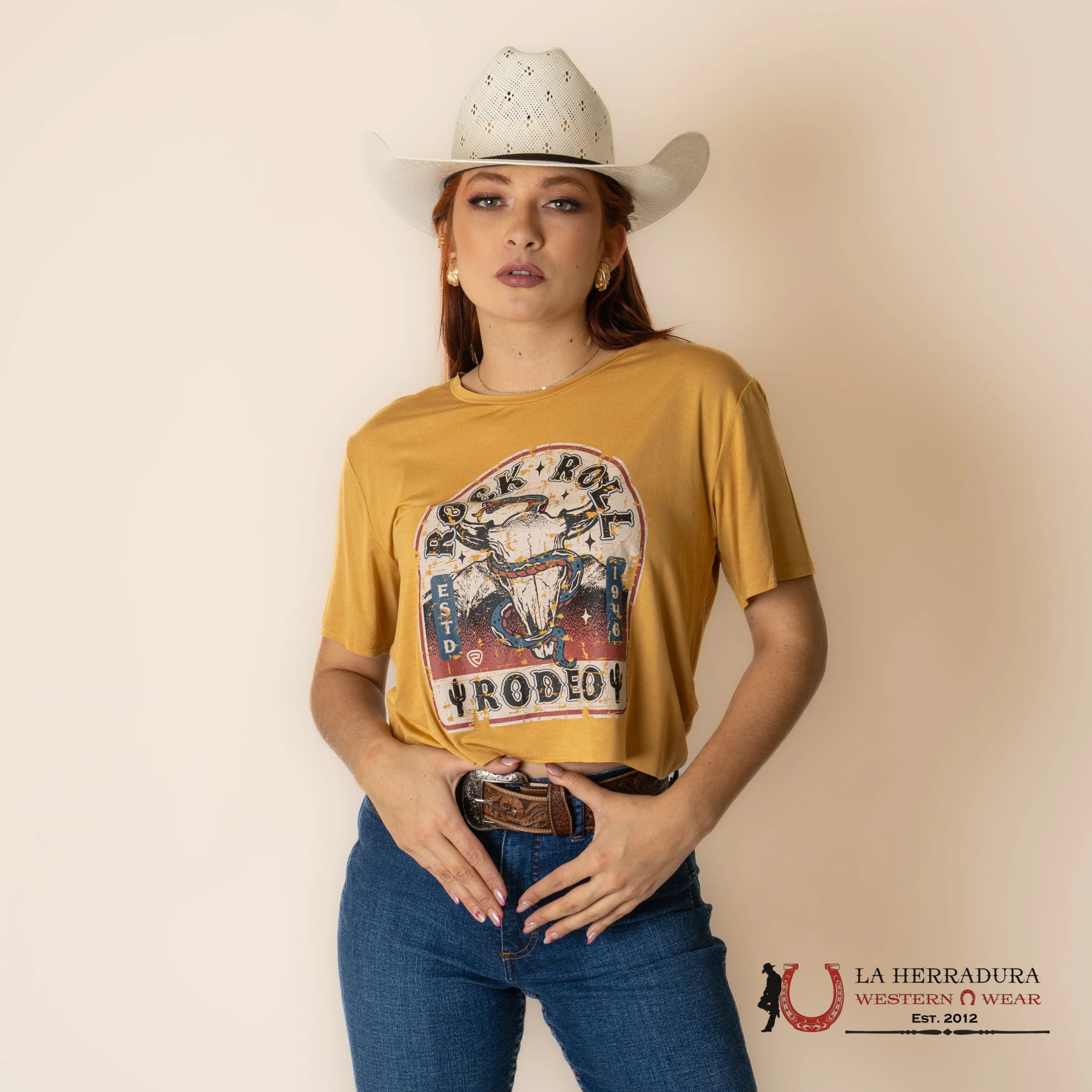 Rock & Roll Rodeo Graphic Tee Mustard BW21T03309 ROPA MUJERES