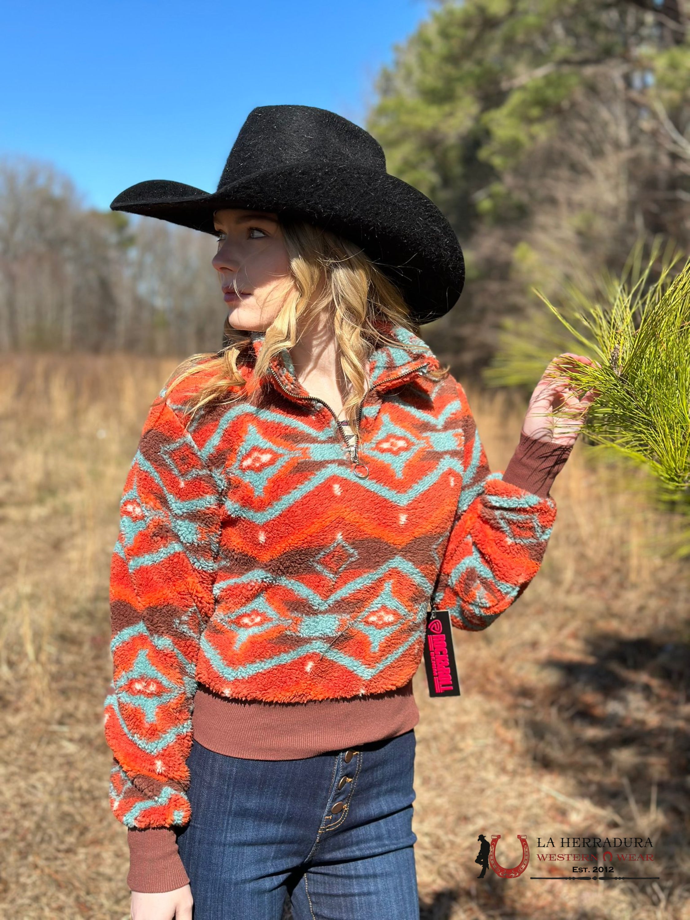 Rock&Roll Womens Orange Aztec Printed Pullover Ropa Mujeres