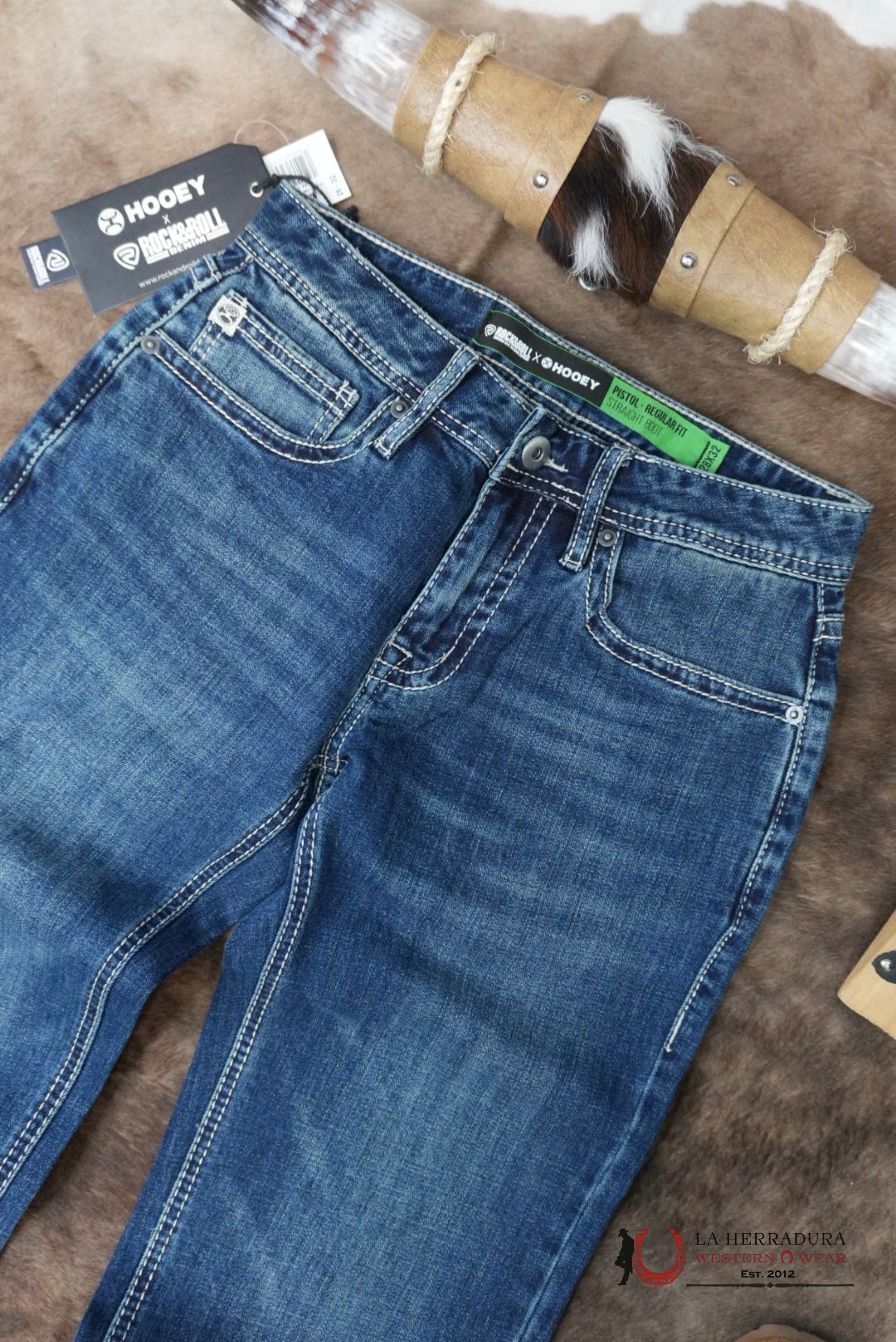 ROCK&ROLL X HOOEY ROPE EMB. PISTOL STRAIGHT BOOT - 5036 ROPA HOMBRES