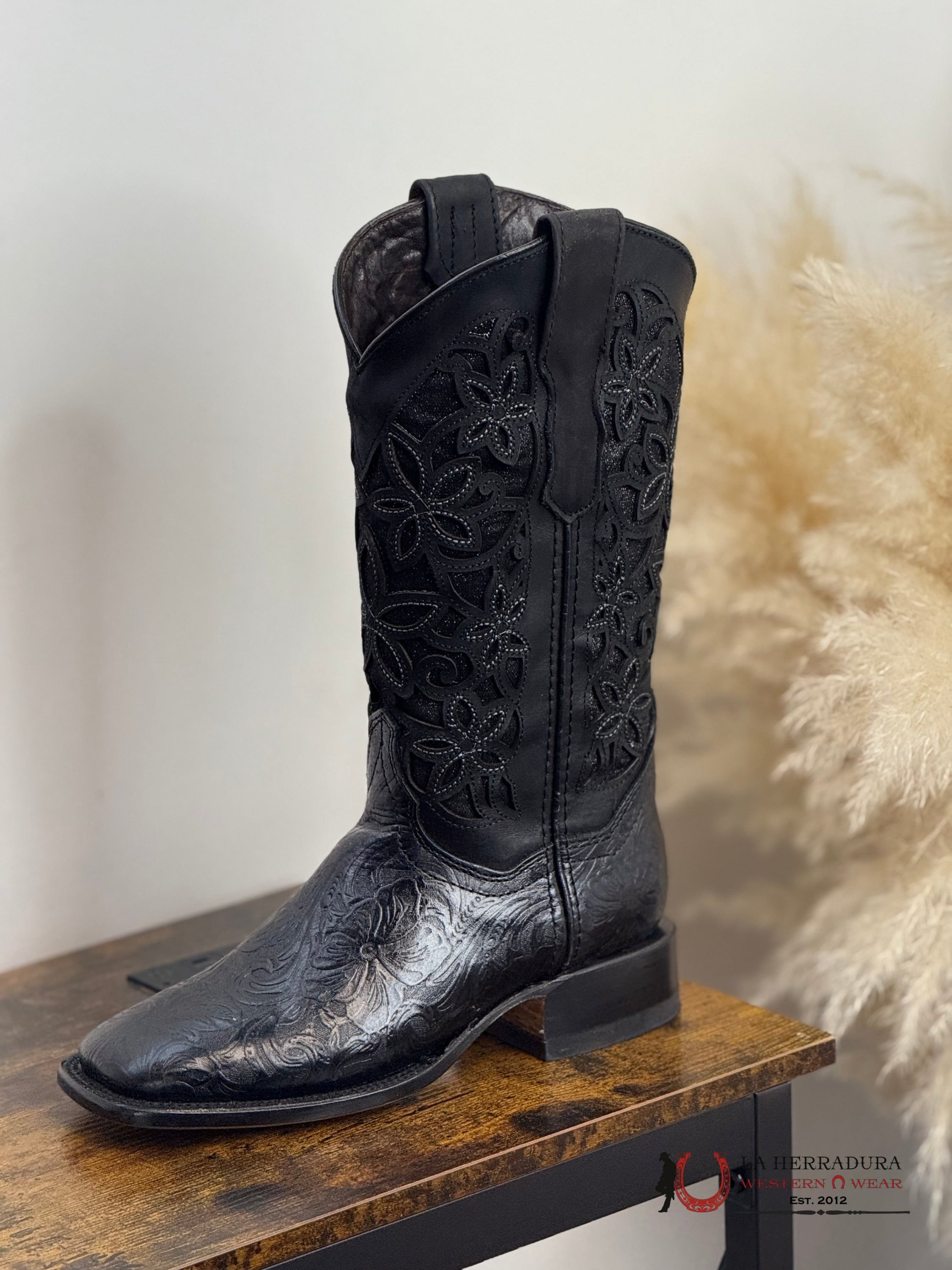 ROCKEM ALMA FLOR DE LUZ BLACK W/ GLITTER INLAY BROWN BOTTOM SQ. TOE BOTAS MUJERES