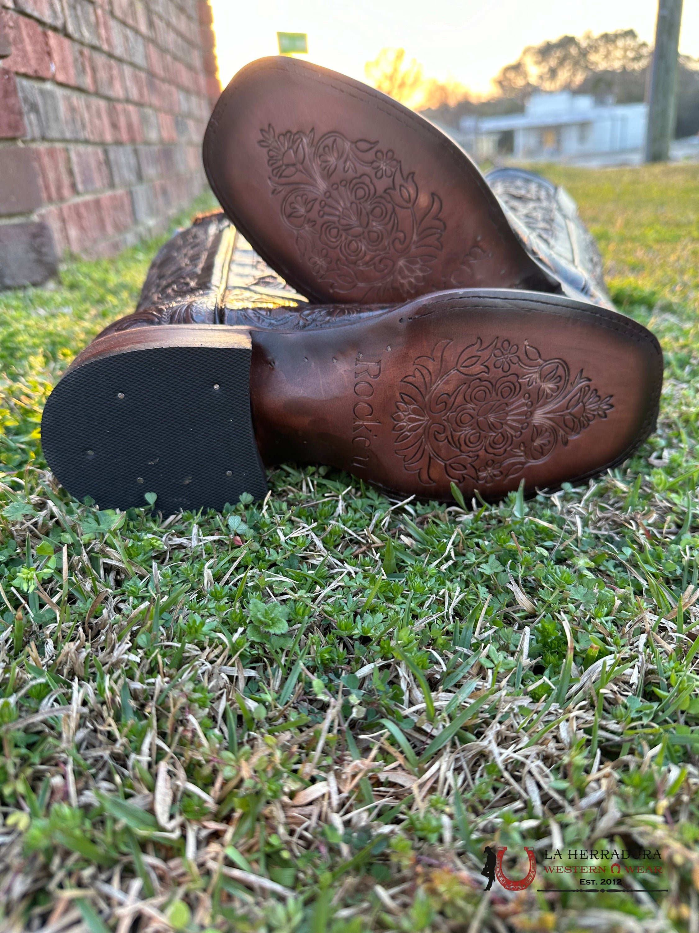 Womens Flor De Luz Hand Tooled Brown Square Toe Alma Botas Mujeres