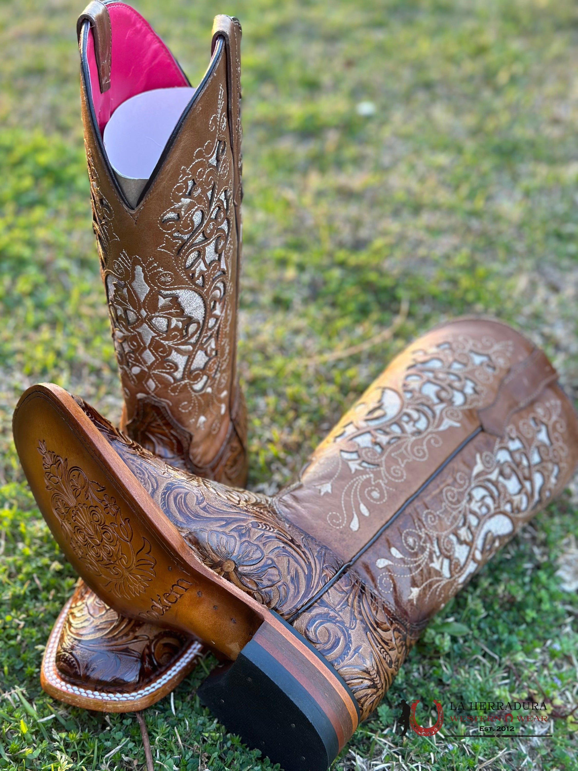 Womens Flor De Luz Alma Hand Tooled Honey Square Toe Botas Mujeres