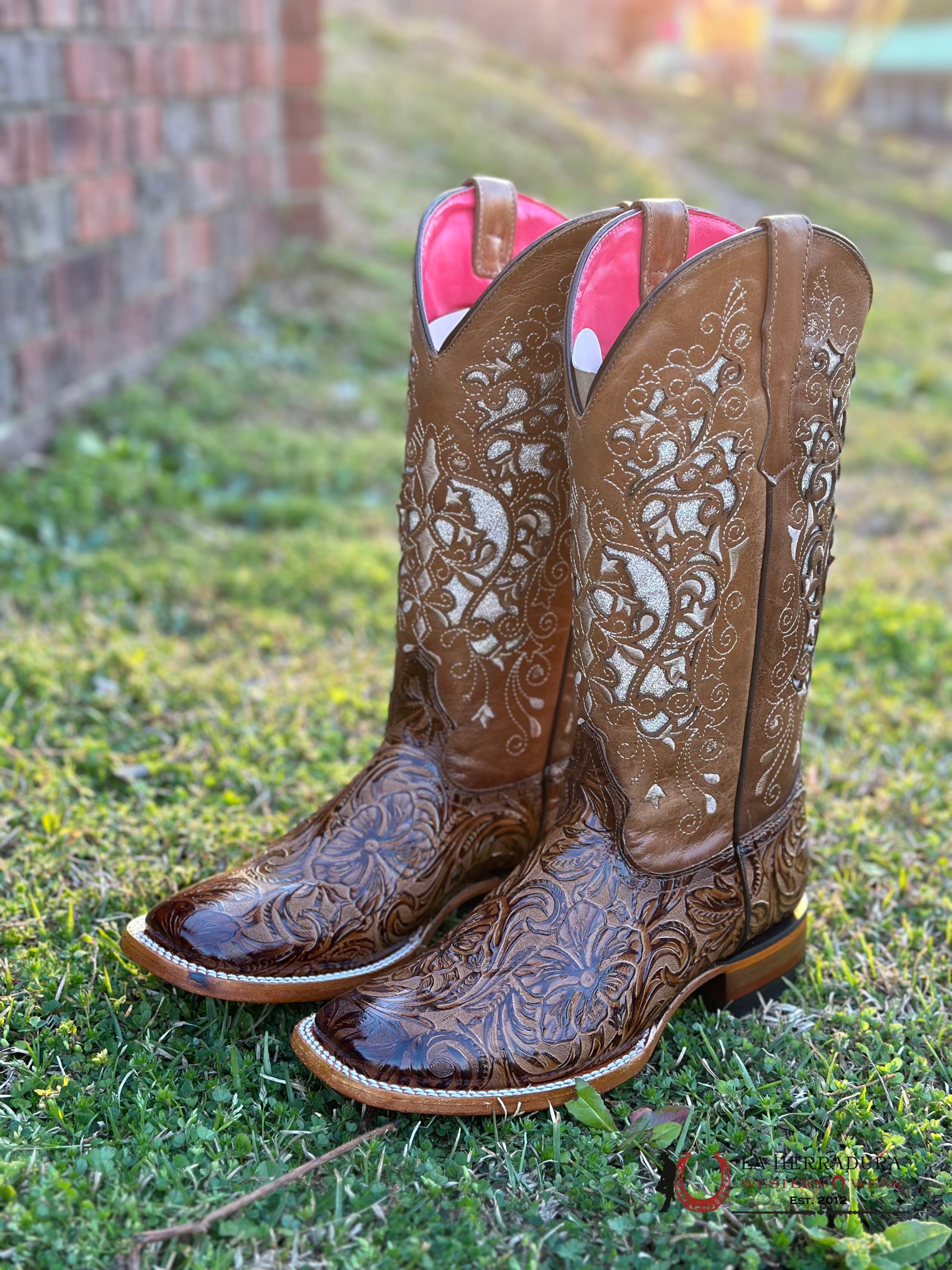 Womens Flor De Luz Alma Hand Tooled Honey Square Toe Botas Mujeres