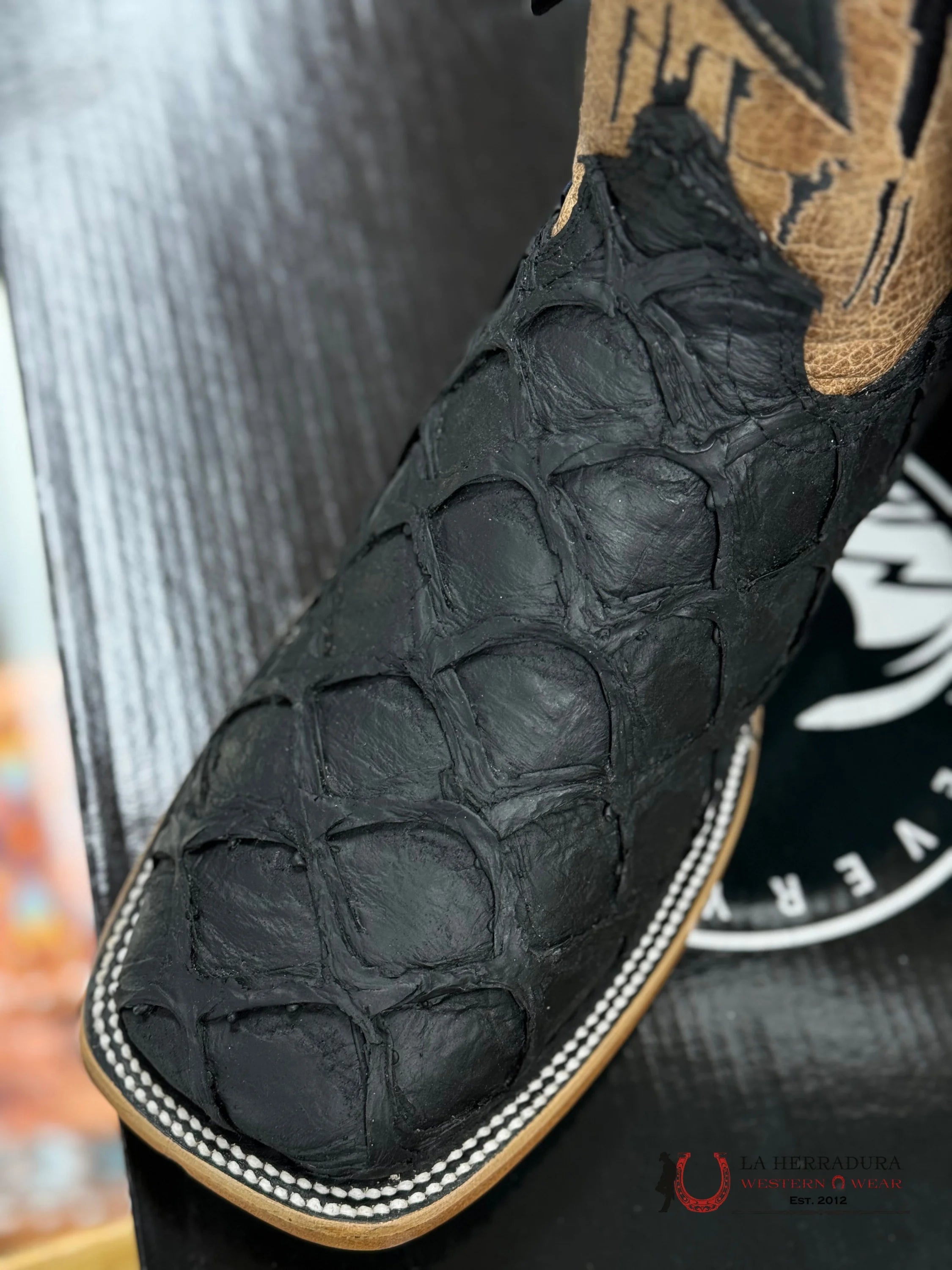 Mens Imit Pez Pirarucu Negro Mate Boot Botas Hombres