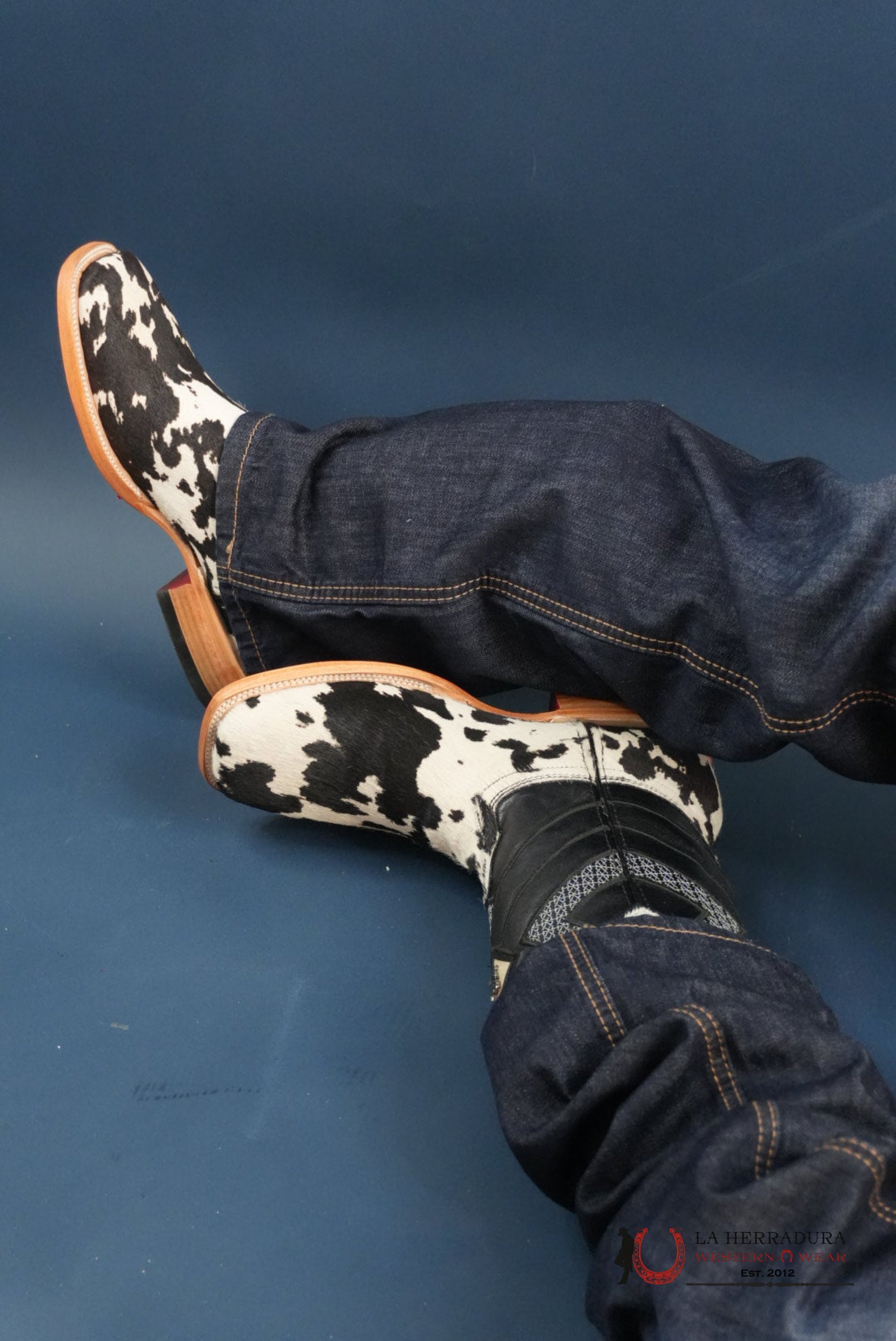 EST. COWHIDE ED PELO BLANCO NEGRO BLEACH RED BOTTOM 501 N2 BOTAS HOMBRES
