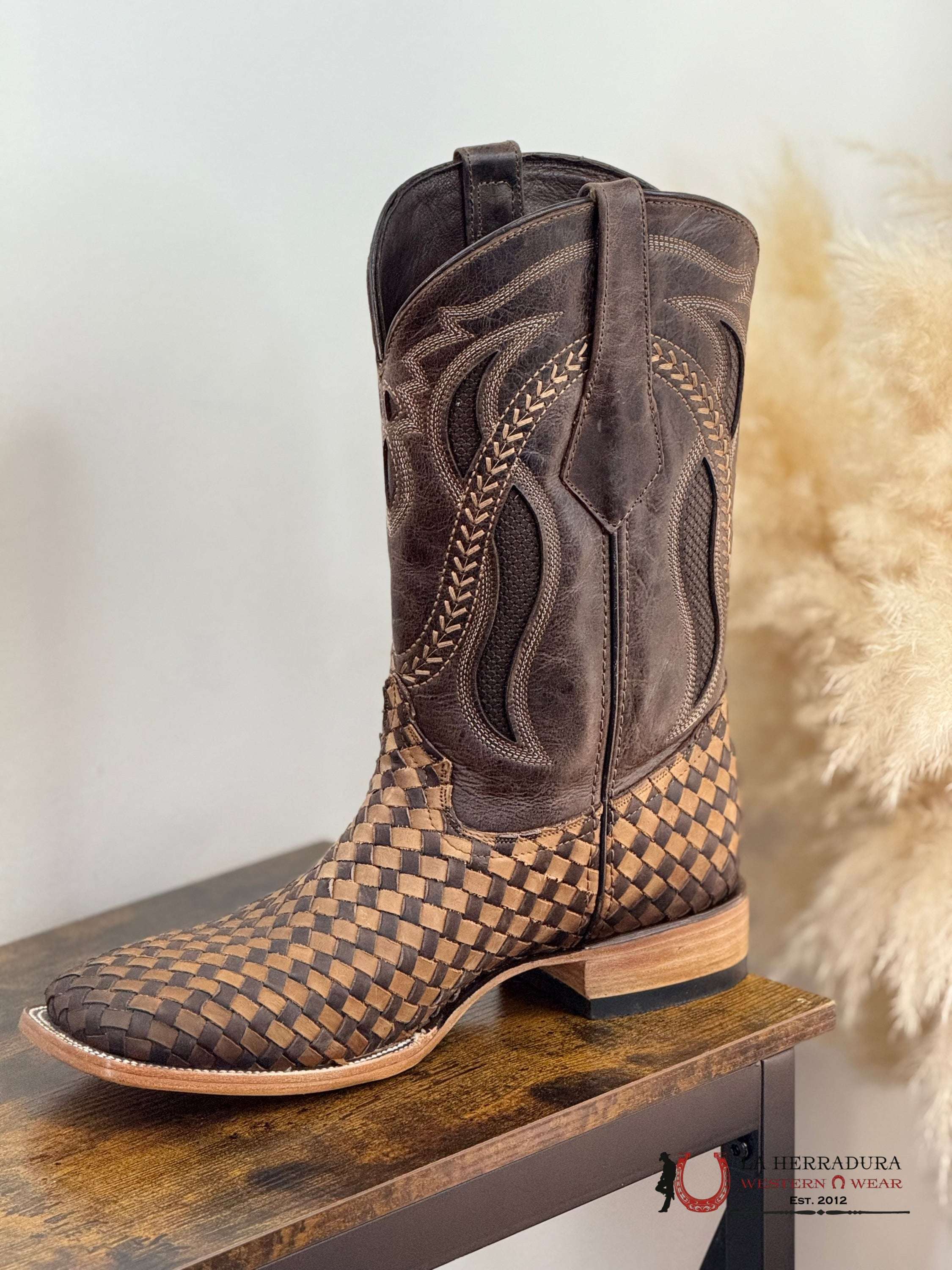 ROCKEM EST. SERBIA CRAZY CHOCO/TAN SQ. TOE BOOT BOTAS HOMBRES