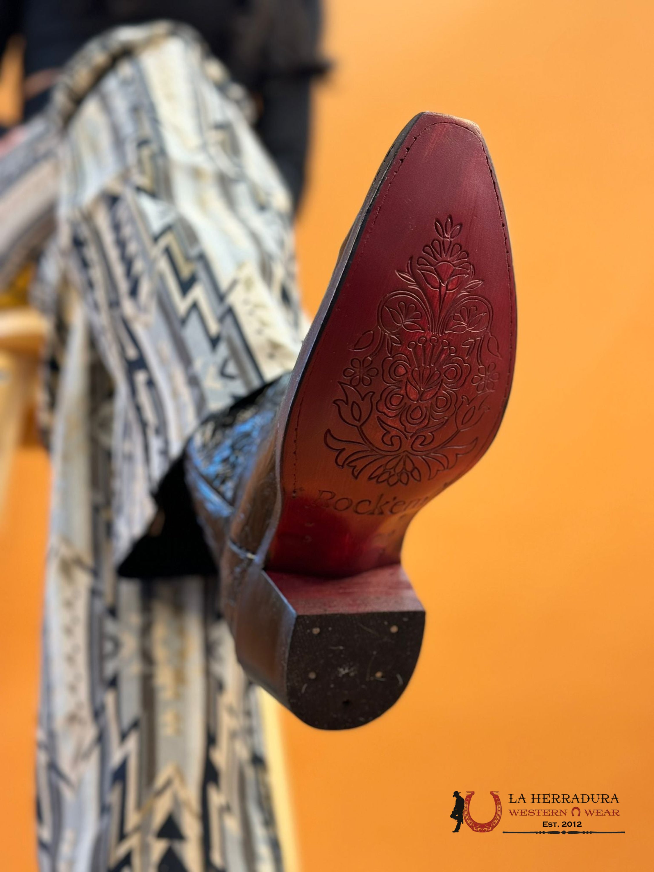 Rock’em Hand Tooled Flor De Luz Black Point Toe Botas Mujeres